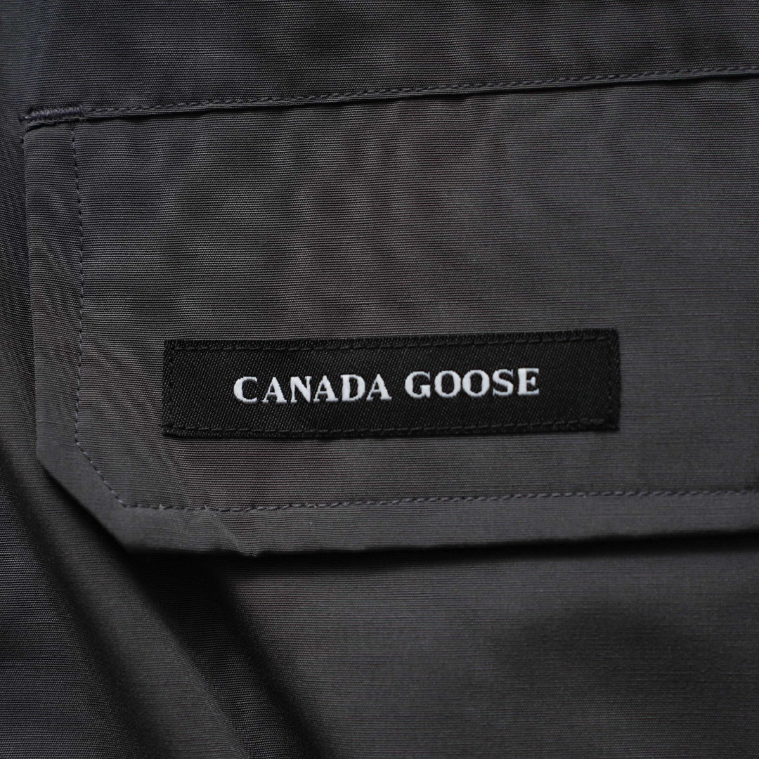 Canada Goose 01 Pilot Hooded Down Jacket