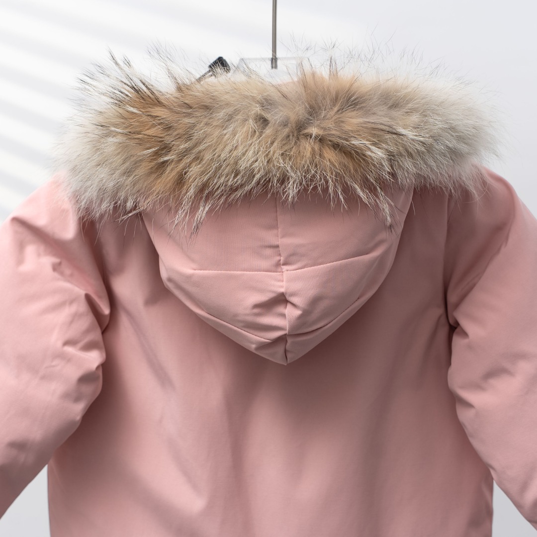 Canada Goose C08 Kids' Hooded Down Jacket