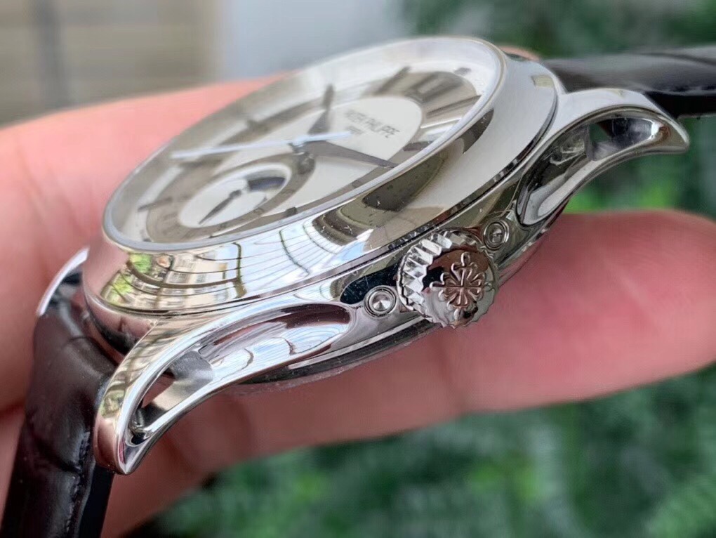 Patek Philippe 5205G-013