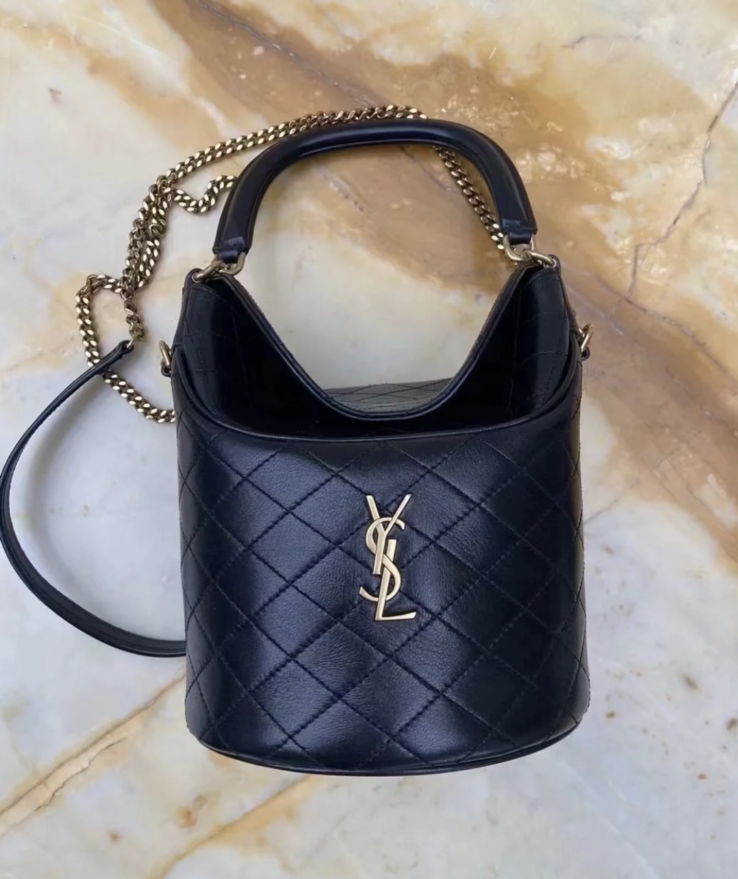 YSL Gaby Handle Bucket Bag 763961M Dimensions: 19x17x15cm