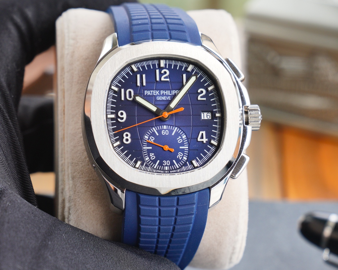 Patek Philippe Aquanaut Series 5968A-001