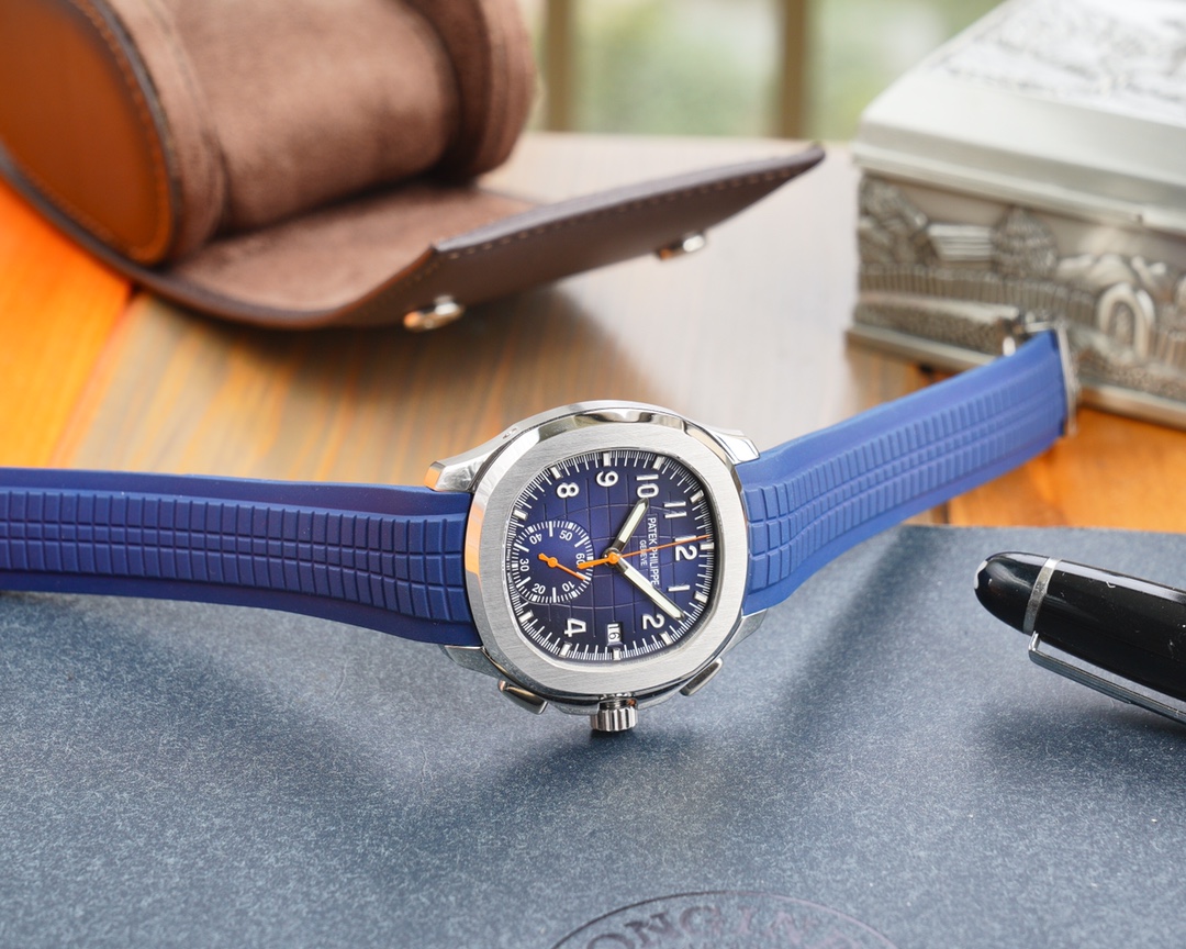 Patek Philippe Aquanaut Series 5968A-001