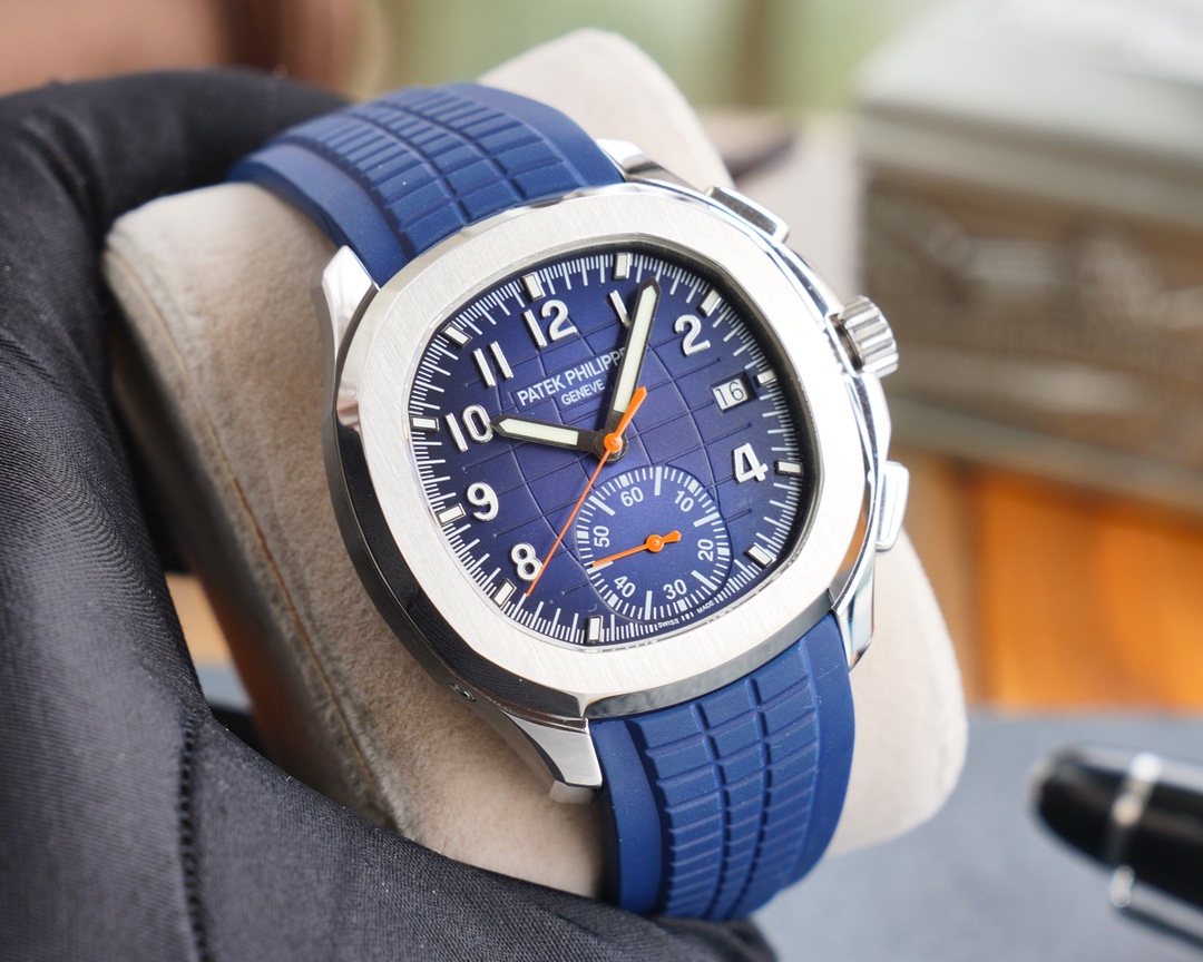 Patek Philippe Aquanaut Series 5968A-001