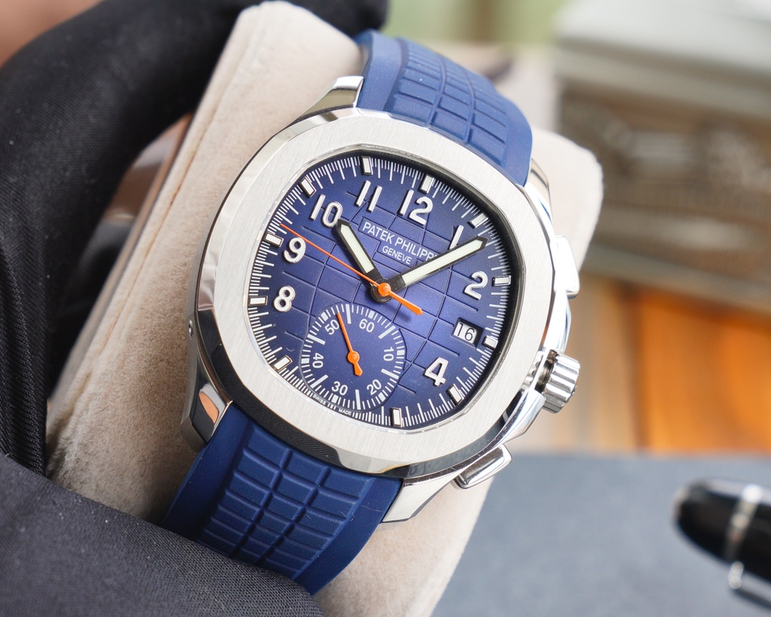 Patek Philippe Aquanaut Series 5968A-001