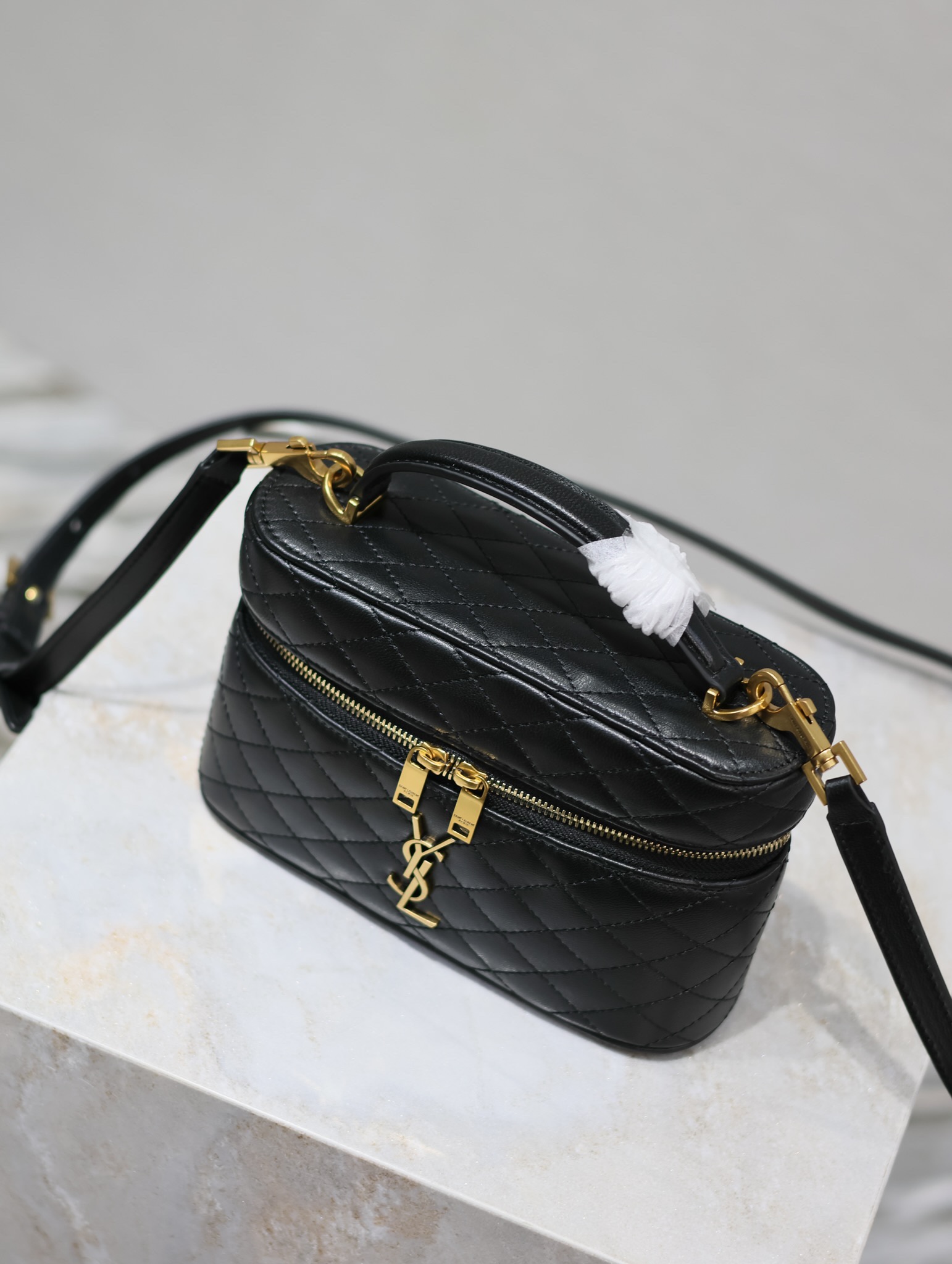 YSL【Black】 GABY MINI Box Bag Style No.: 766731 Dimensions: 18x11x6.5cm