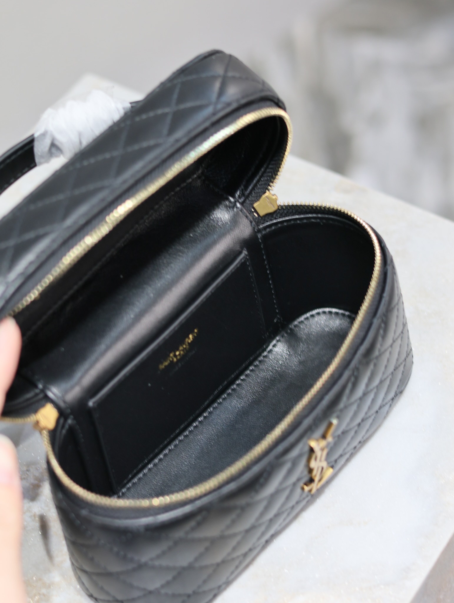 YSL【Black】 GABY MINI Box Bag Style No.: 766731 Dimensions: 18x11x6.5cm