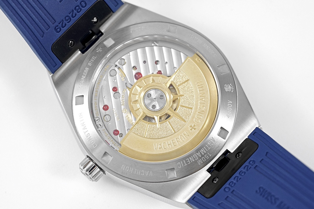 Vacheron Constantin Overseas Collection 41mm｜Stainless Steel Case Sapphire Crystal Dial/Sapphire Case Back Caliber 5100 Automatic Movement (28,800 Vibrations per Hour) Stainless Steel Buckle 150m Water Resistance Interchangeable Strap System (Steel/Buckle