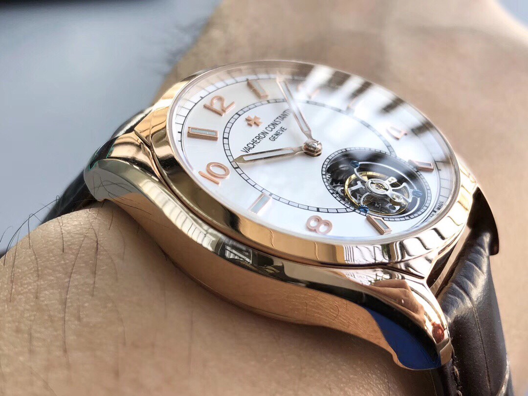 VACHERON CONSTANTIN Rose Gold Tourbillon Mother-of-Pearl Dial Men's Luxury Mechanical Watch Size: 41mm (diameter) * 13mm (thickness)