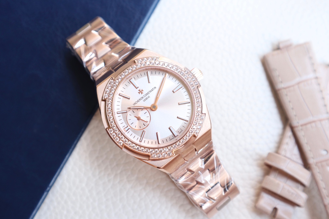 Vacheron Constantin Overseas Ladies Rose Gold Watch - Diamond Bezel, Silver Dial, Stainless Steel Bracelet Case diameter 36x10.8mm