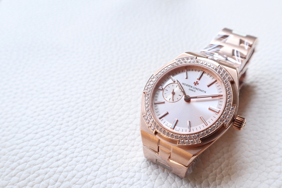 Vacheron Constantin Overseas Ladies Rose Gold Watch - Diamond Bezel, Silver Dial, Stainless Steel Bracelet Case diameter 36x10.8mm