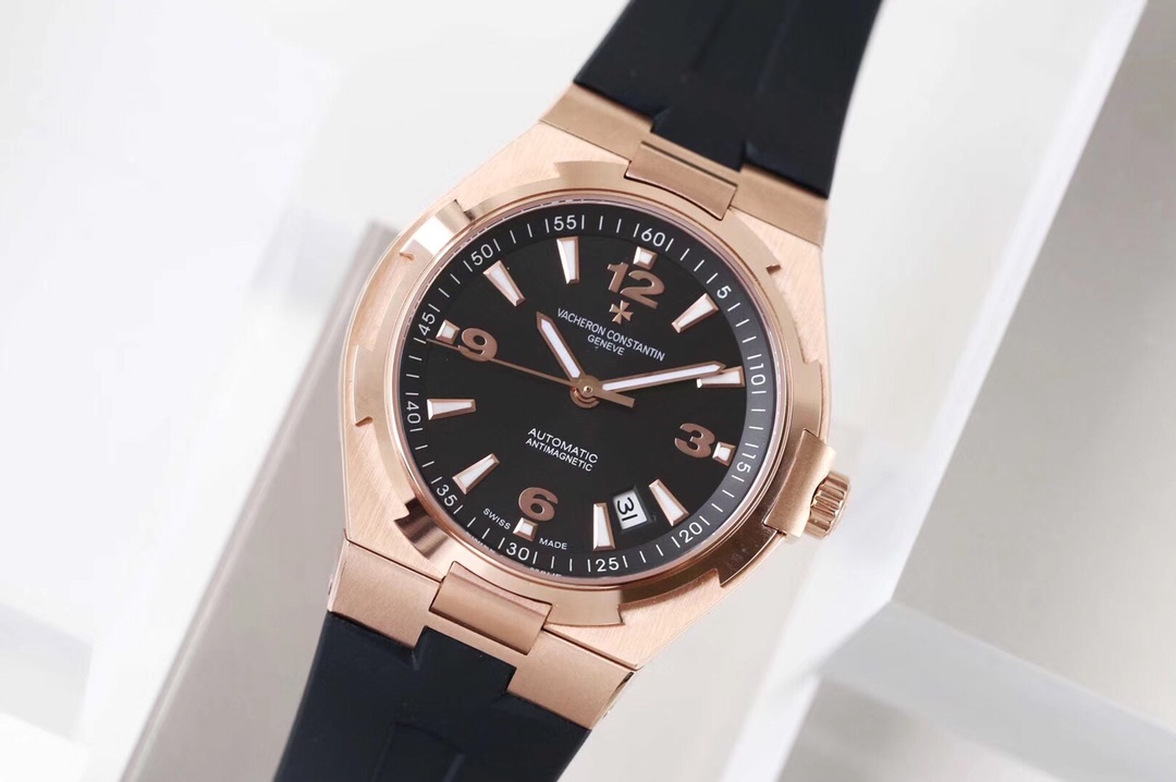 Vacheron Constantin Overseas Watch - 18K Rose Gold Case, Black Rubber Strap, Automatic Antimagnetic Movement, Black Dial with Date  Diameter 42mm x Thickness 9.7mm