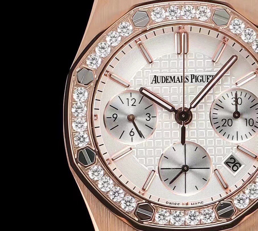Audemars Piguet Royal Oak Women's Multi-Function Chronograph Mechanical Wristwatch 37mm