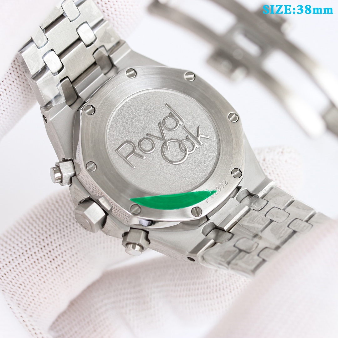 AUDEMARS PIGUET Royal Oak Chronograph Watch - 38mm Stainless Steel Case & Bracelet, Black Dial, Date Display