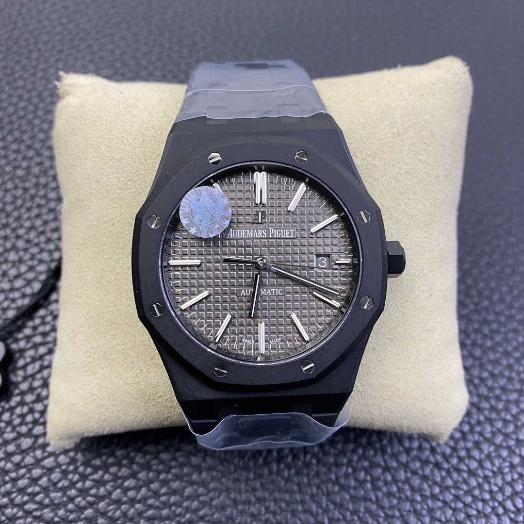 AUDEMARS PIGUET Royal Oak Watch - 41mm Black Ceramic Case & Bracelet, Grid Dial, Date Display, Automatic Movement