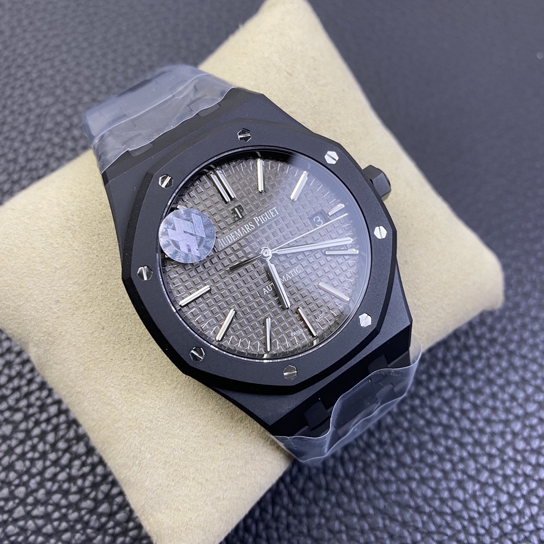 AUDEMARS PIGUET Royal Oak Watch - 41mm Black Ceramic Case & Bracelet, Grid Dial, Date Display, Automatic Movement