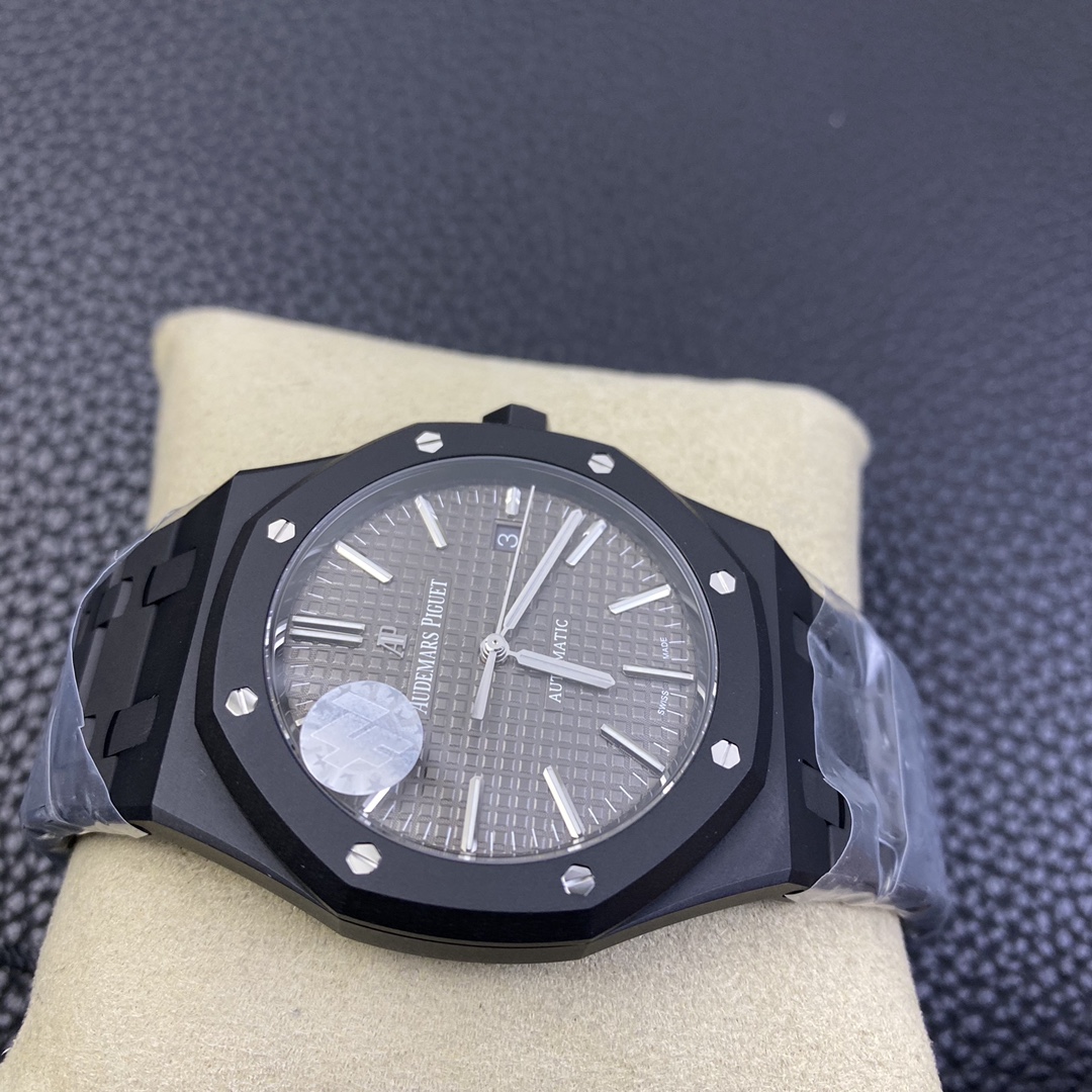 AUDEMARS PIGUET Royal Oak Watch - 41mm Black Ceramic Case & Bracelet, Grid Dial, Date Display, Automatic Movement