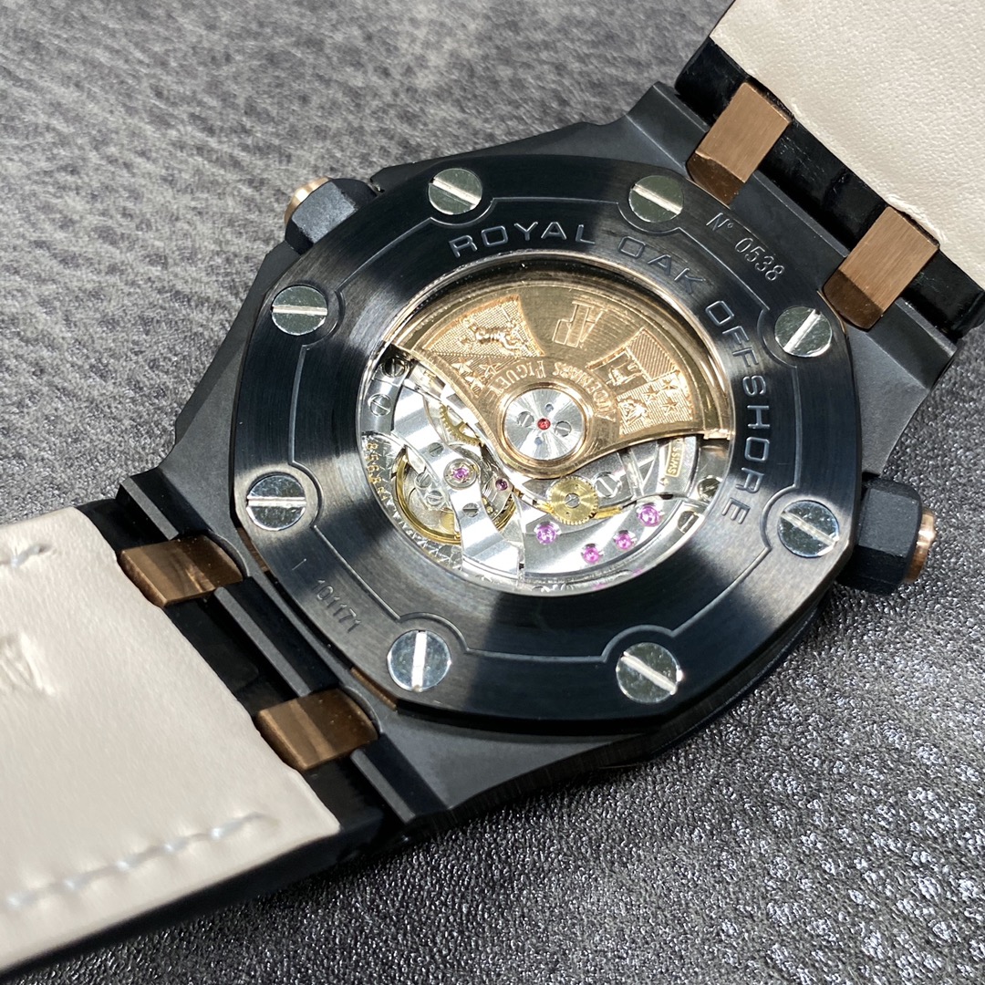 AUDEMARS PIGUET Royal Oak Offshore Dive Watch - 42mm Black Ceramic & 18K Rose Gold Case, Black Grid Dial, Date Display, Black Rubber Strap