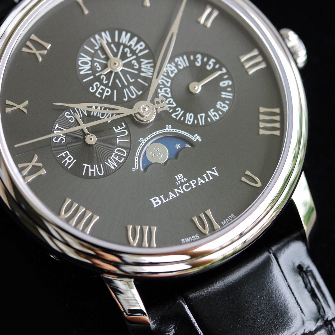 Blancpain Classic Collection 6656 Automatic Mechanical Watch, 42mm case diameter