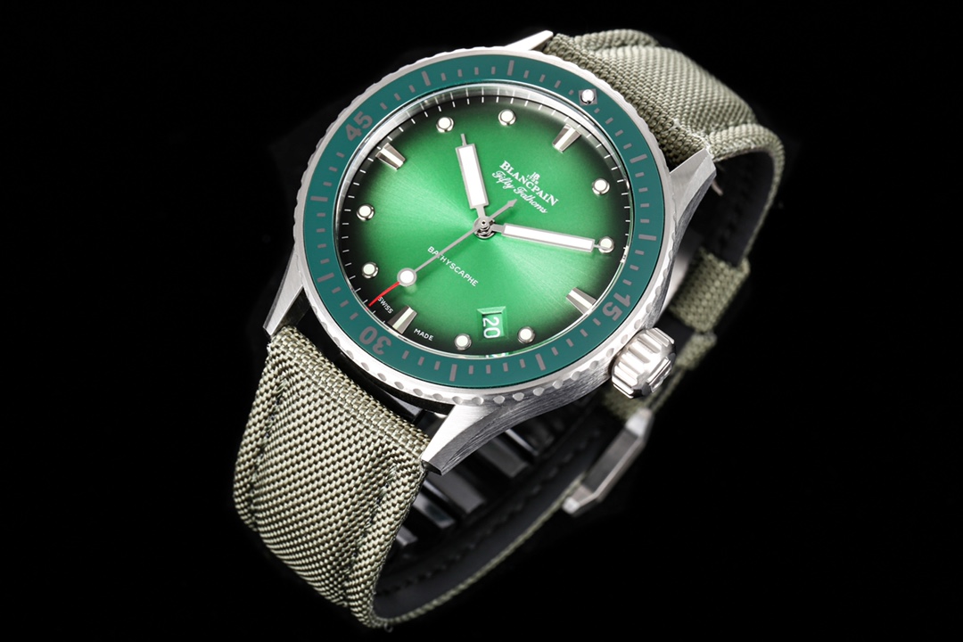 Blancpain Fifty Fathoms Bathyscaphe 43.6mm Ceramic Watch – Green Dial, Canvas Strap (Ref. 5000-0153-B52A)