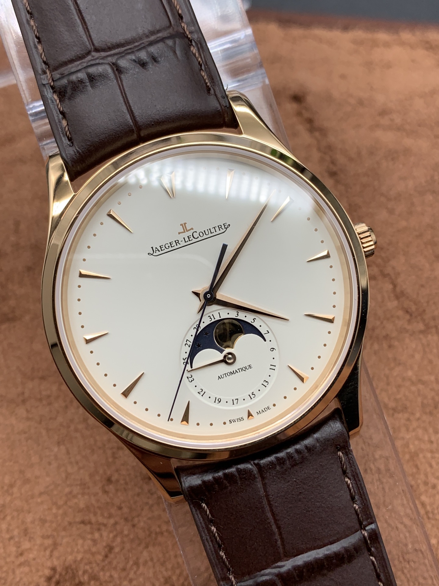 Jaeger-LeCoultre Automatic Watch - Yellow Gold Case, Moon Phase Function, Ivory Dial, Swiss Made