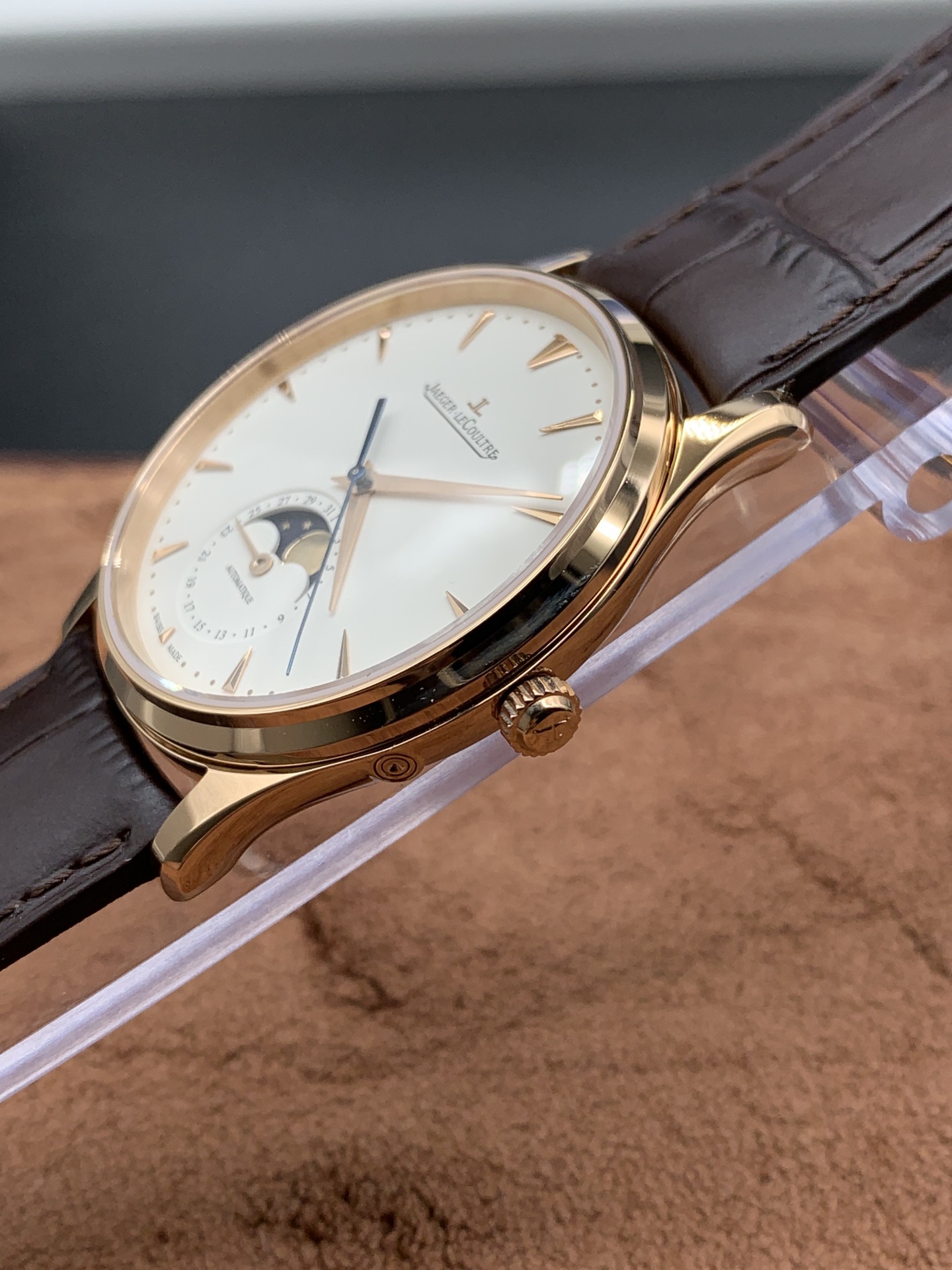 Jaeger-LeCoultre Automatic Watch - Yellow Gold Case, Moon Phase Function, Ivory Dial, Swiss Made