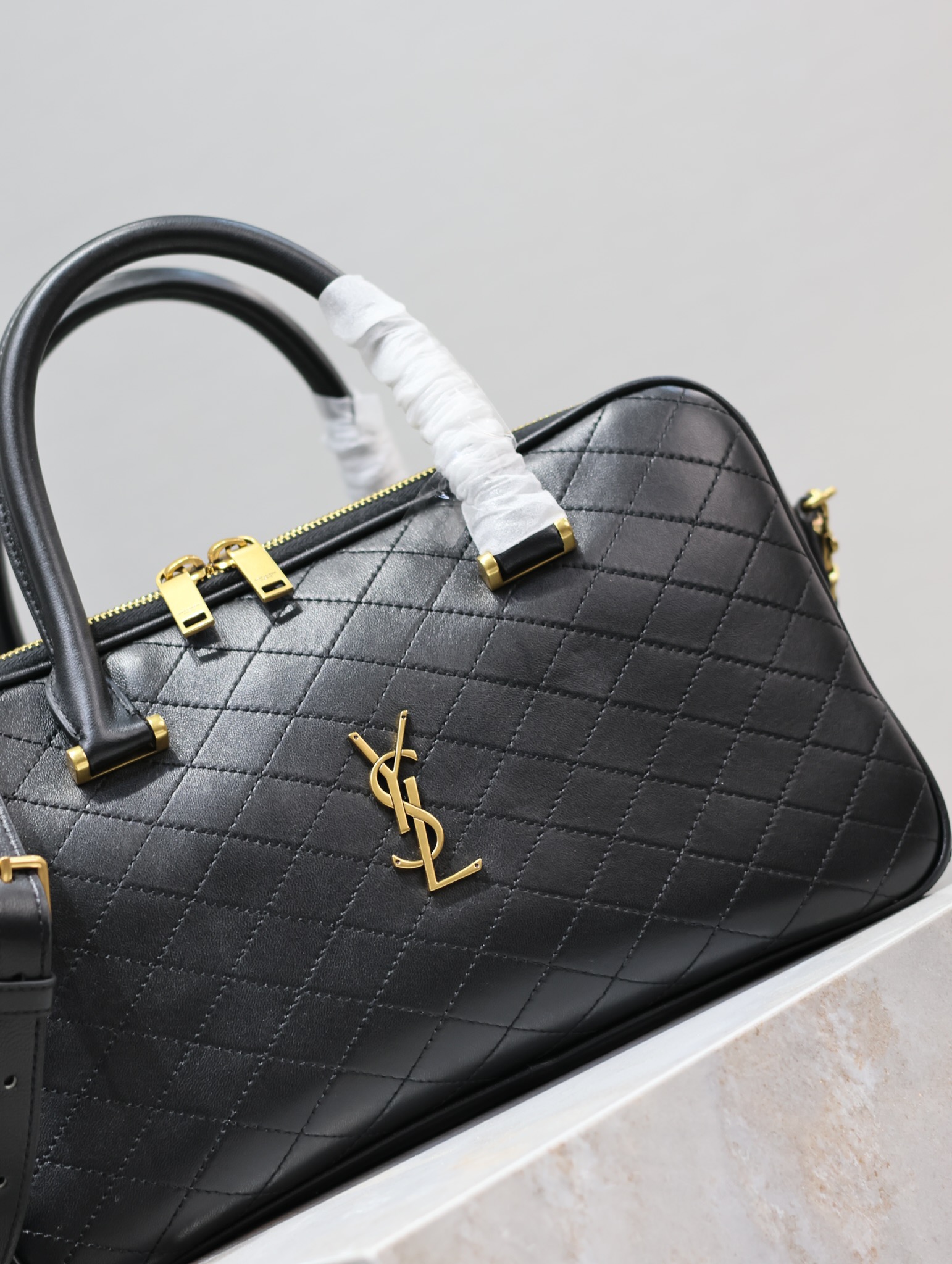 YSL【Black】 New Liya Vintage Luggage Bag｜Bowling Bag Style No.: 766785 Dimensions: 31x16x13cm
