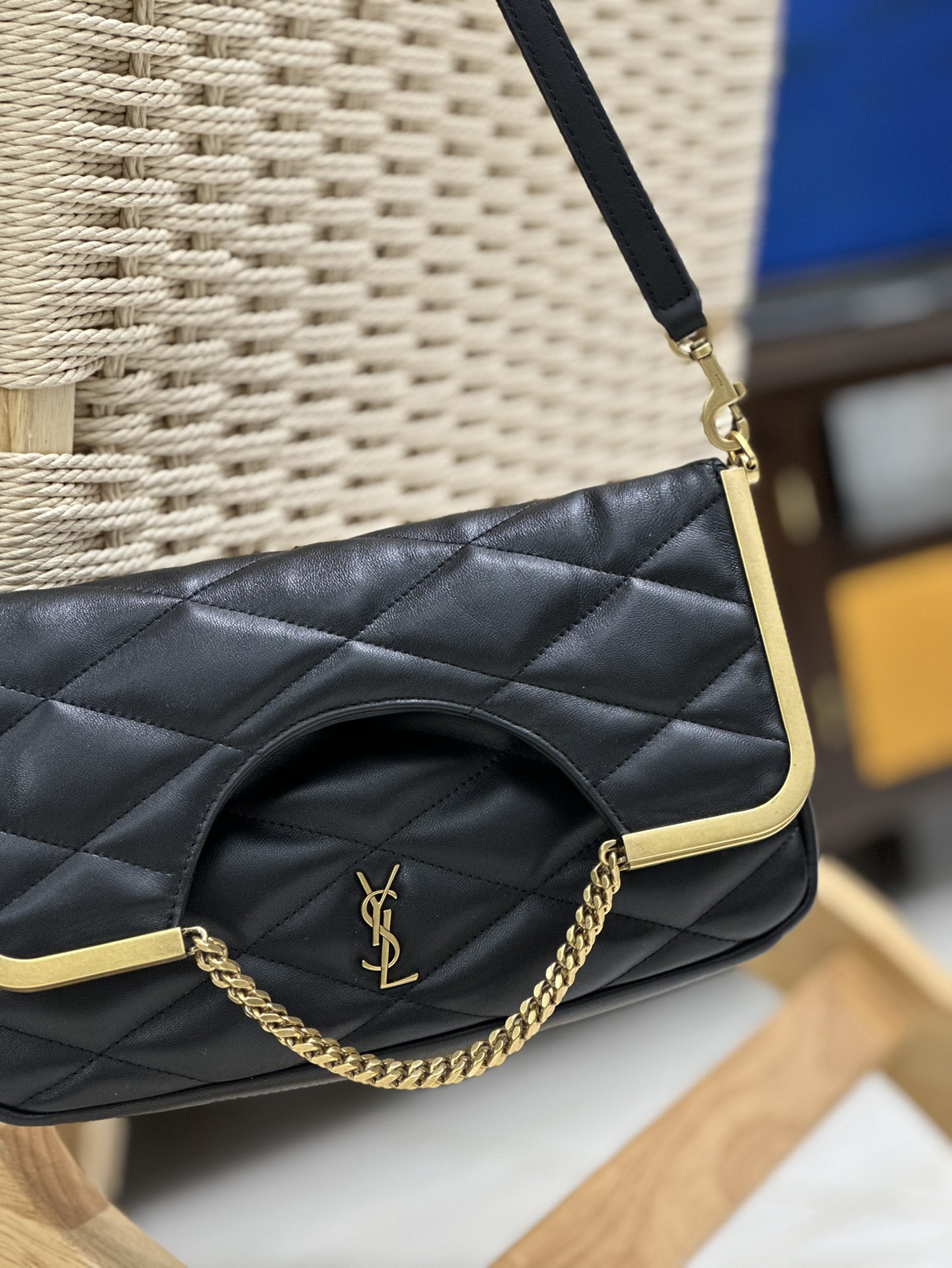 YSL   LE 87 Lambskin Metal Flap Bag Style Number: 754001 Folded Dimensions: 26x13x5cm Unfolded Dimensions: 26x26.5x5cm