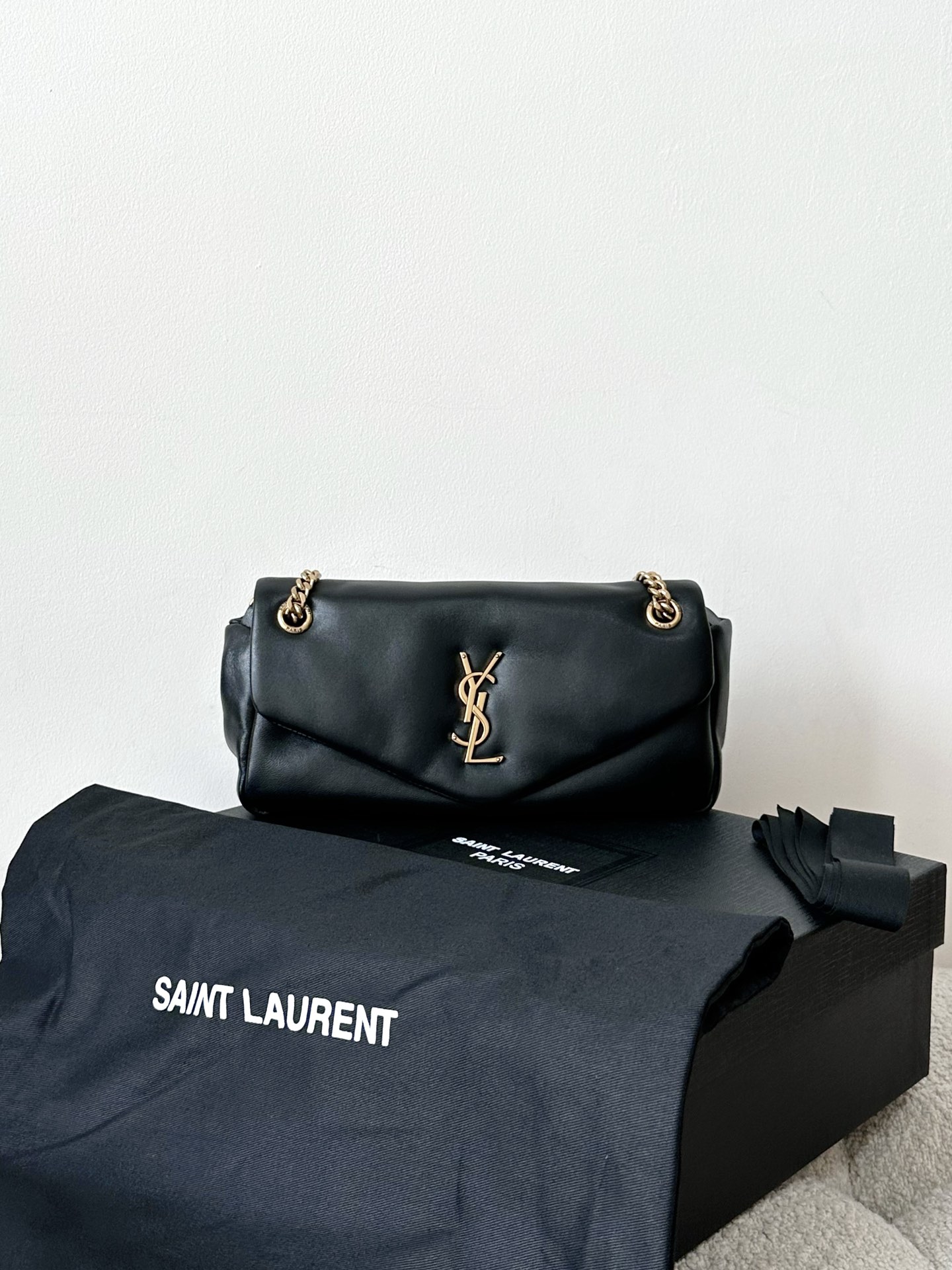 YSL Calypso Lambskin Chain Shoulder Bag/Underarm Bag Black Gold 734153m 26×14×7cm