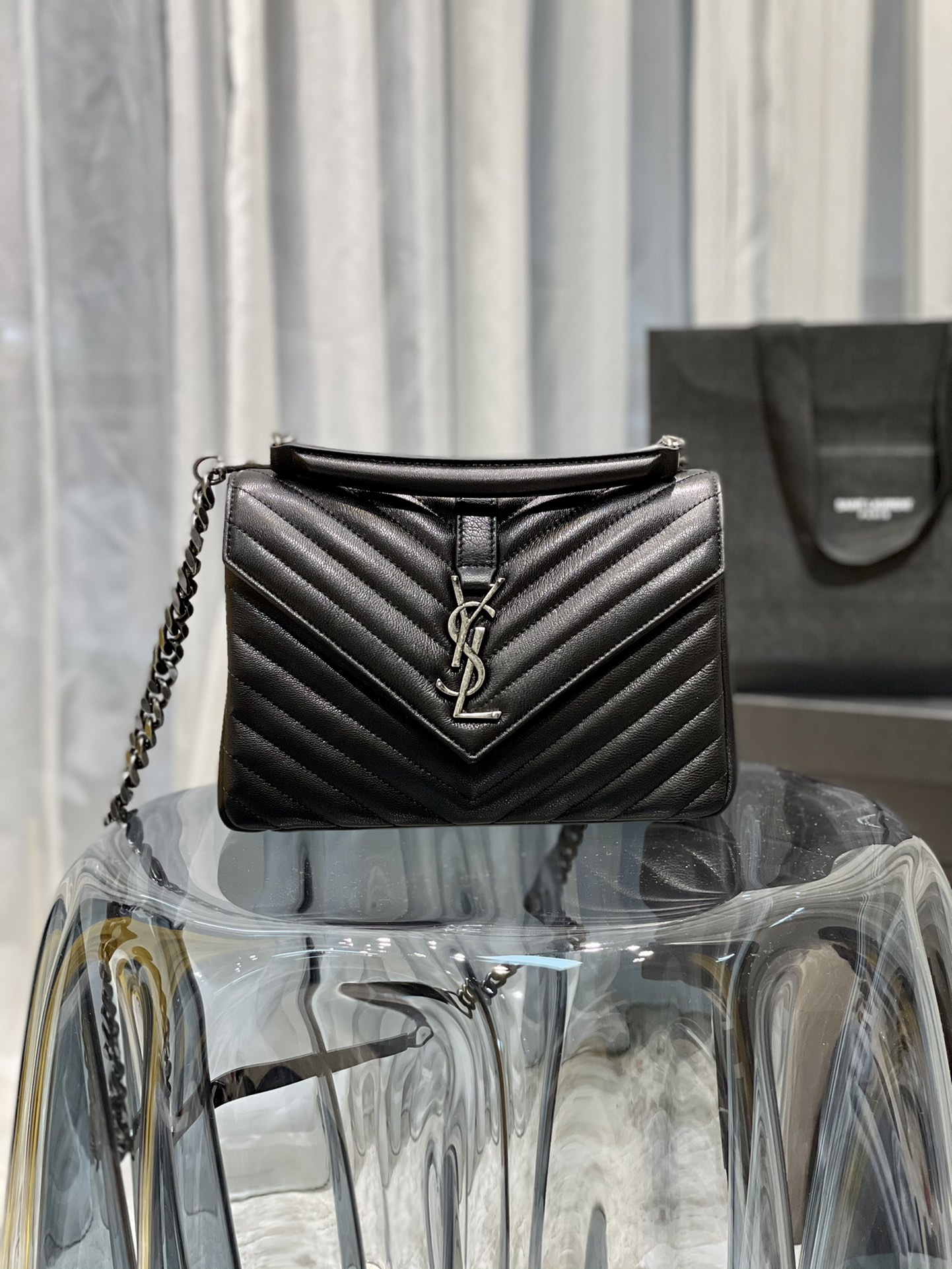 YSL   #Monogram College# Black with Silver Buckle_24cm Model: 392737 Dimensions: 24x17x6cm