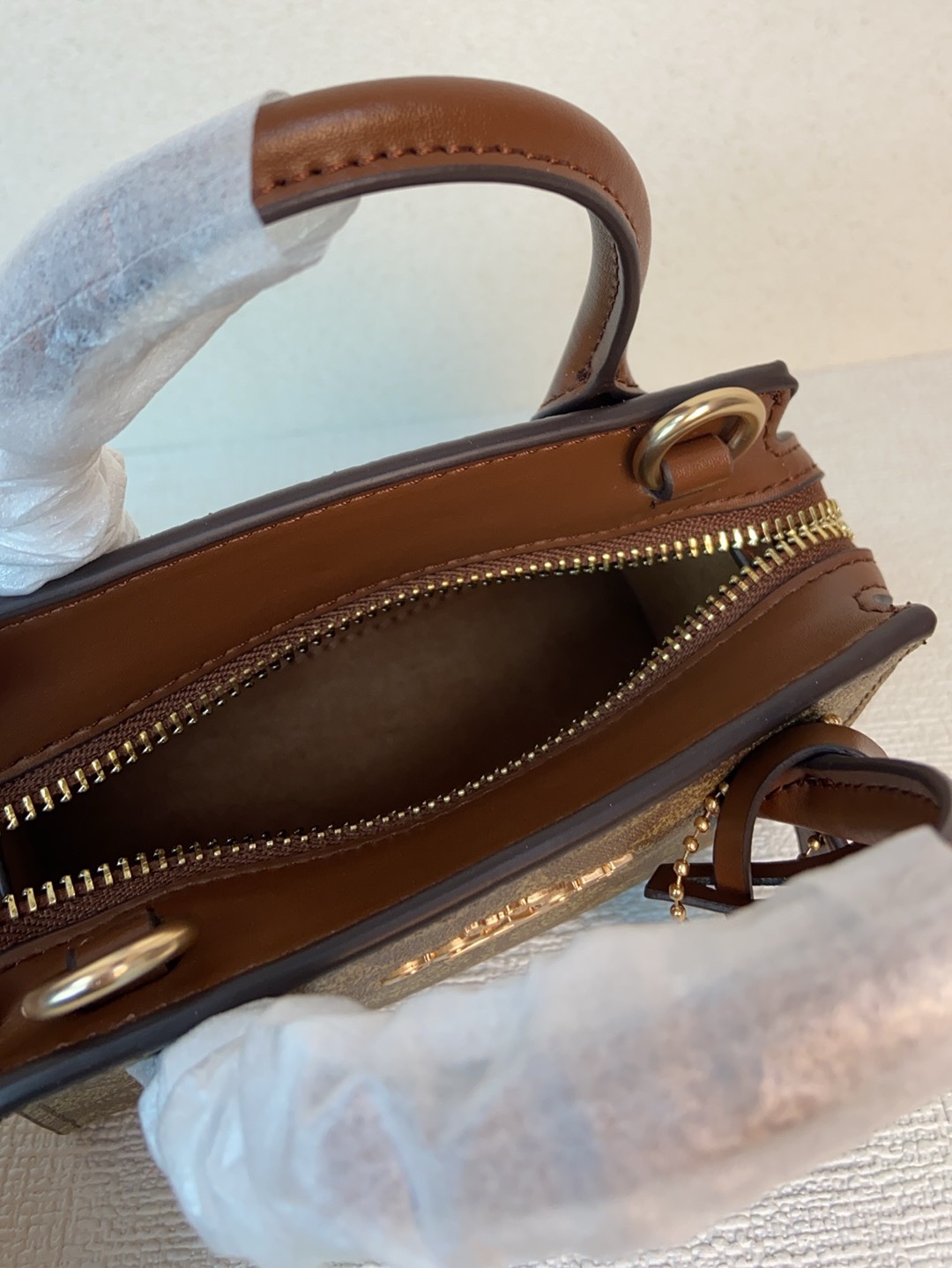 COACH Andrea Mini Top-Handle Crossbody Bag CO975