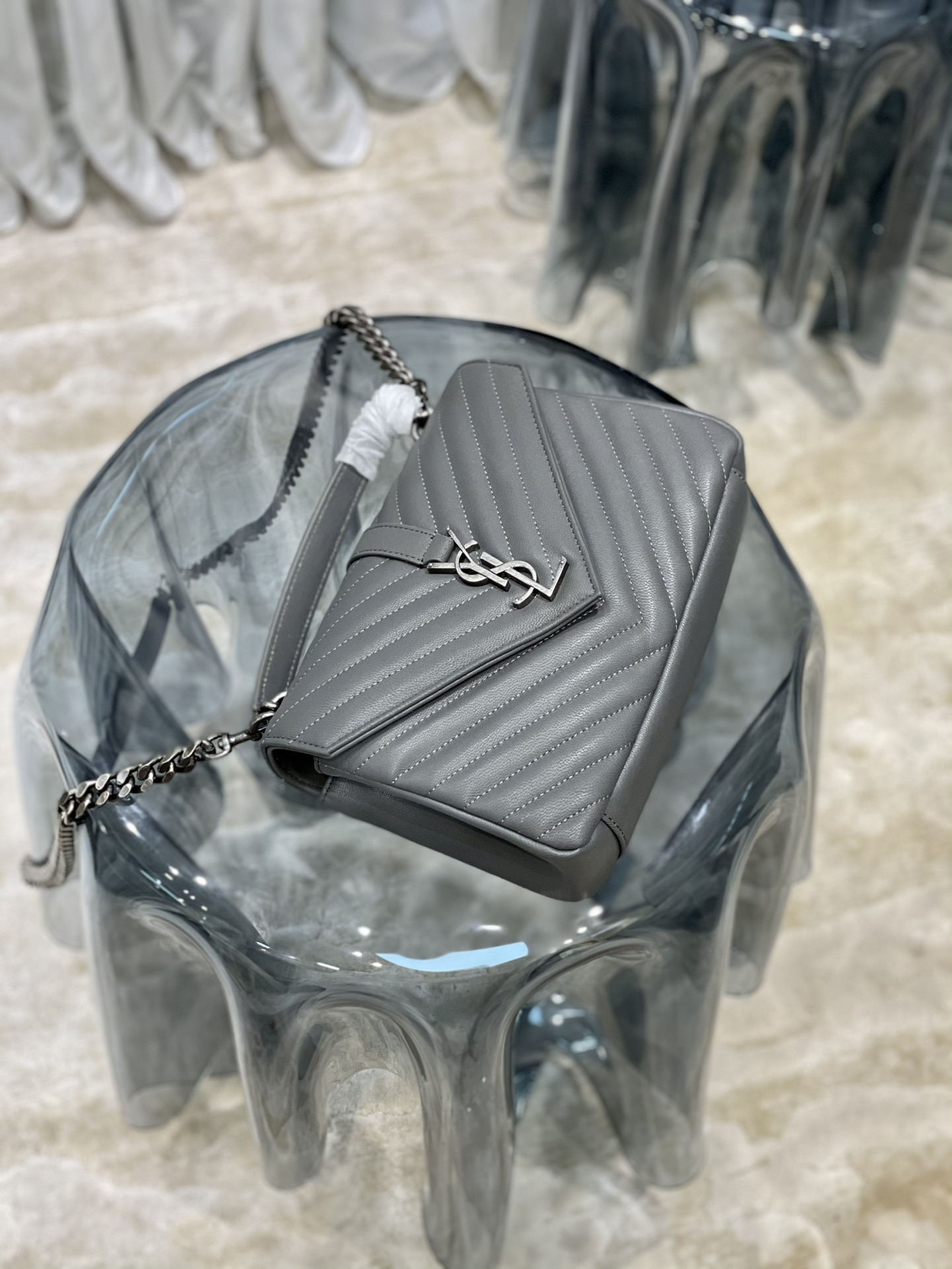 YSL #Monogram College# Gray Silver Buckle_24cm Model: 392737 Dimensions: 24x17x6cm