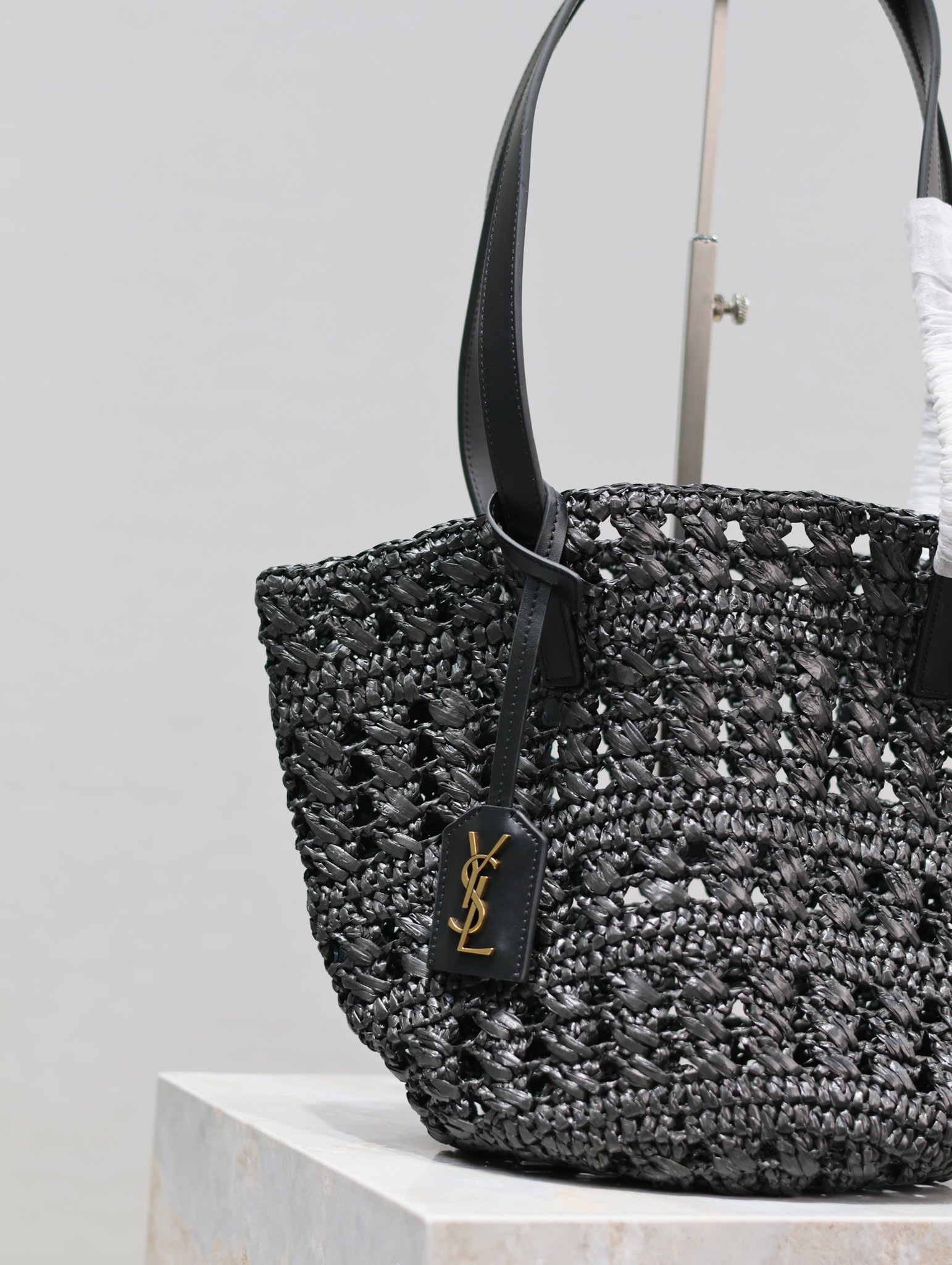 YSL Straw Tote Bag Vegetable Basket Openwork Straw Tote Bag Model: 761461 Dimensions: 42×20×22cm