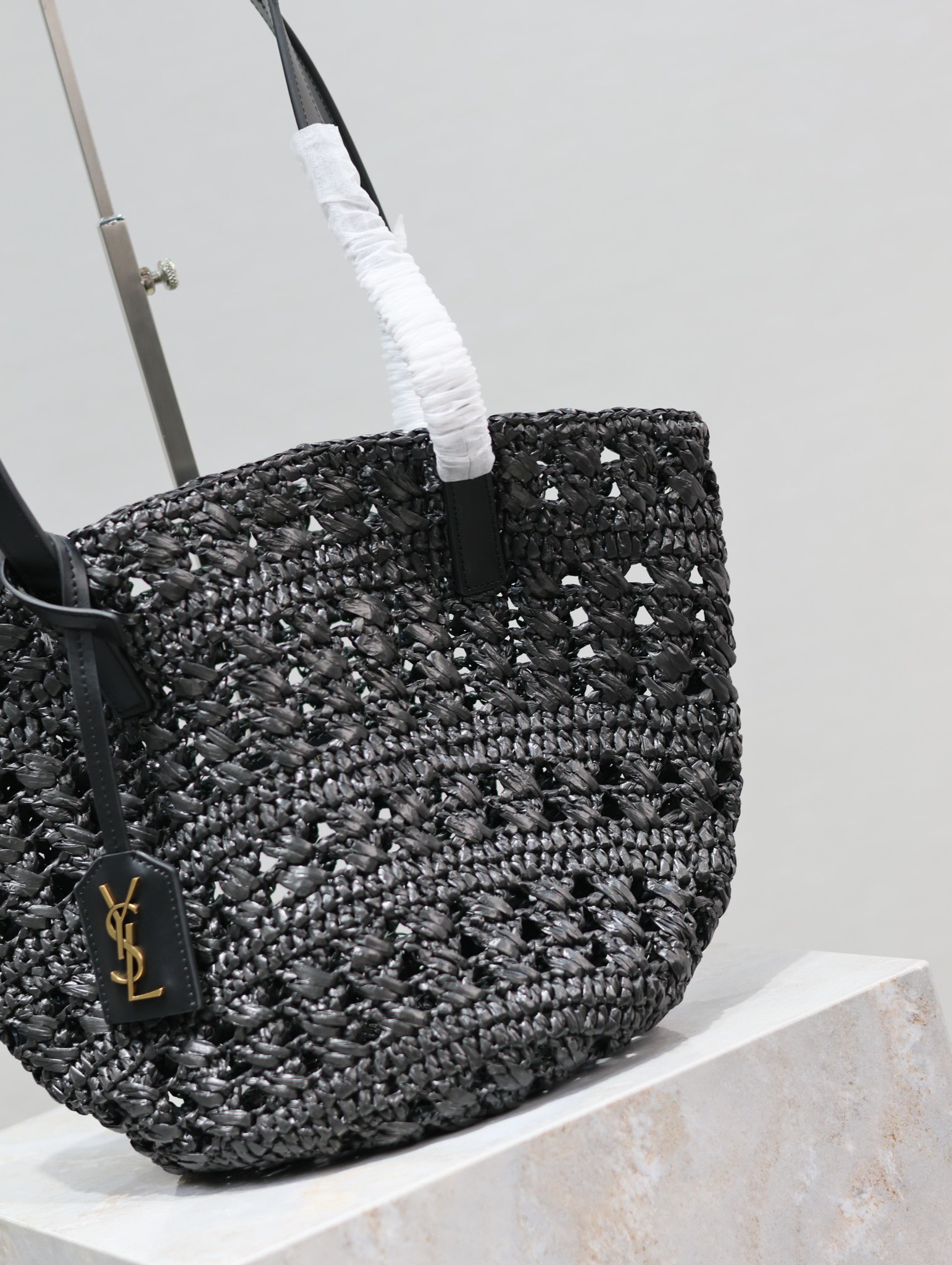 YSL Straw Tote Bag Vegetable Basket Openwork Straw Tote Bag Model: 761461 Dimensions: 42×20×22cm
