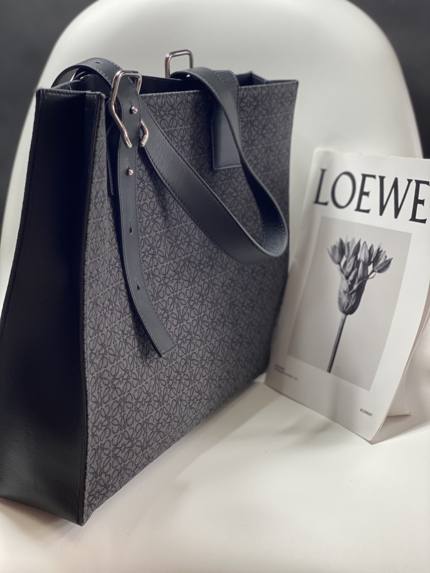Loewe Buckle Horizontal Tote Model 3074 0.680 Dimensions: 38.7 cm (W) x 32.9 cm (H) x 9.2 cm (D)