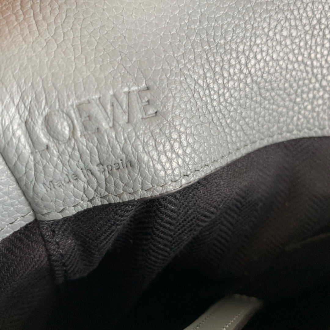 Loewe 36036 Bronze  0.780 Size: 37*25*9cm