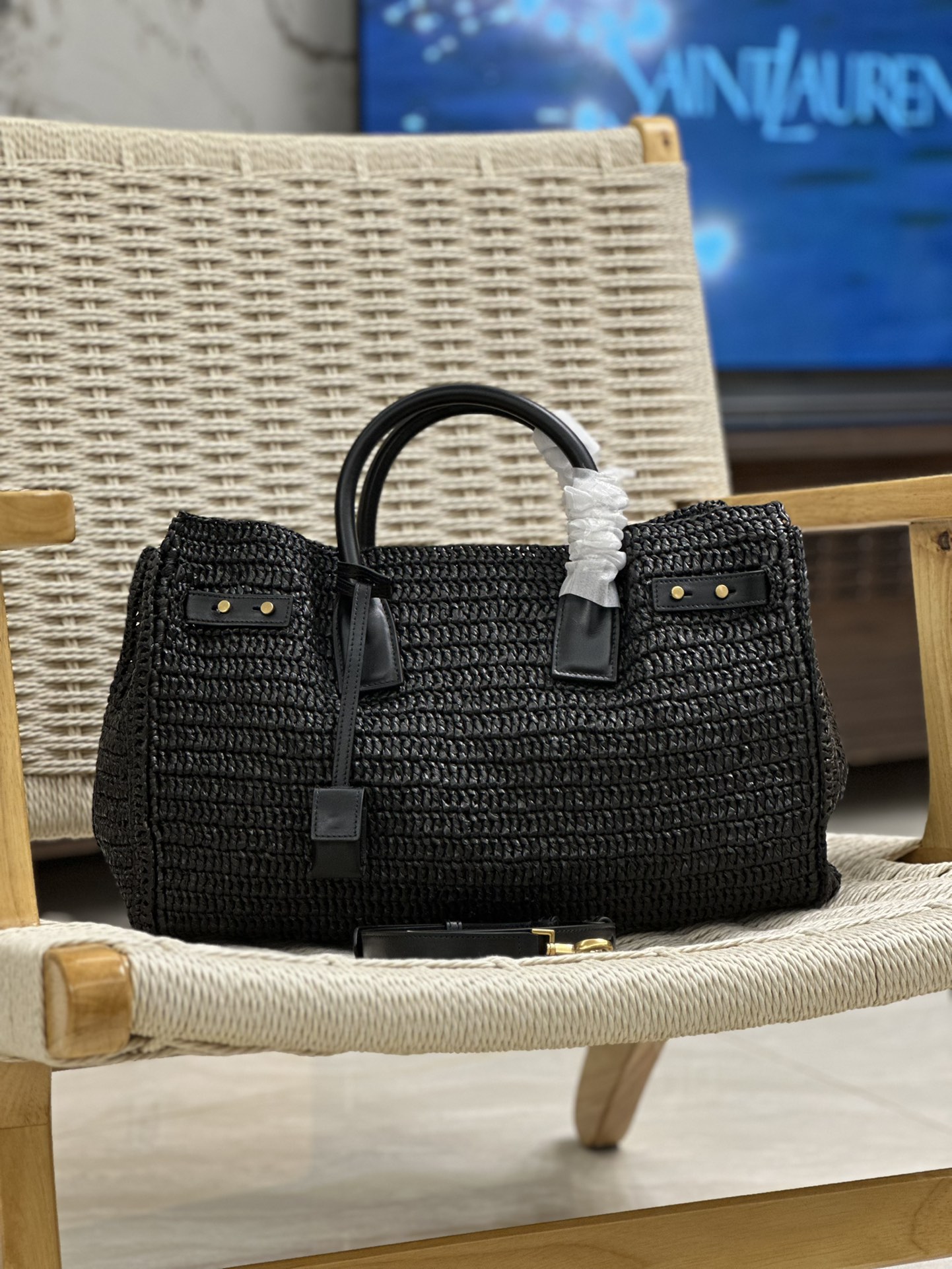 YSL Sac de Jour Raffia Woven Accordion Bag Dimensions: 41×28×13cm Model: 717445