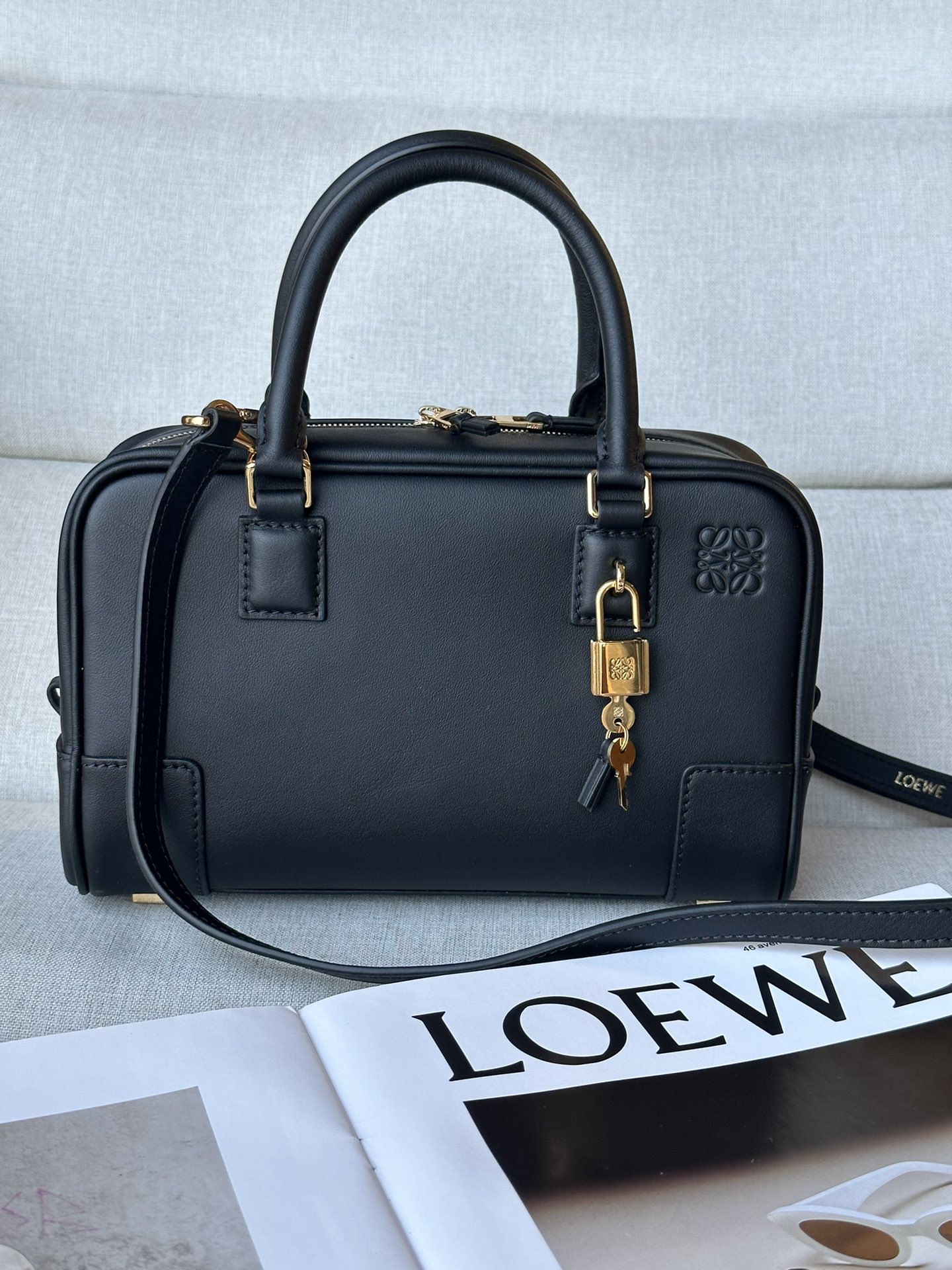 Loewe Model 205 Small 0.800 Dimensions 23-15-10