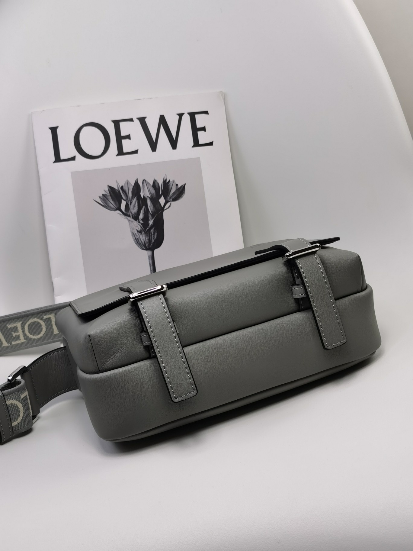 Loewe New XS Messenger Bag A74 Pearl Gray 0.650 Dimensions: 23 x 18 x 9 cm