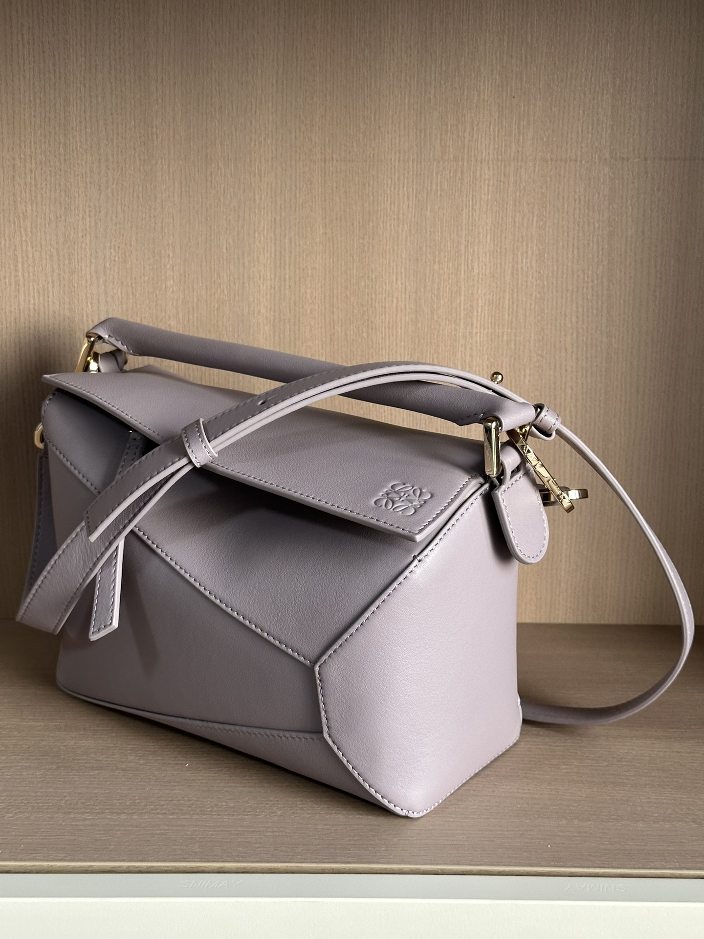Loewe Small Classic Calfskin Puzzle Bag 3001B 24cm0.680