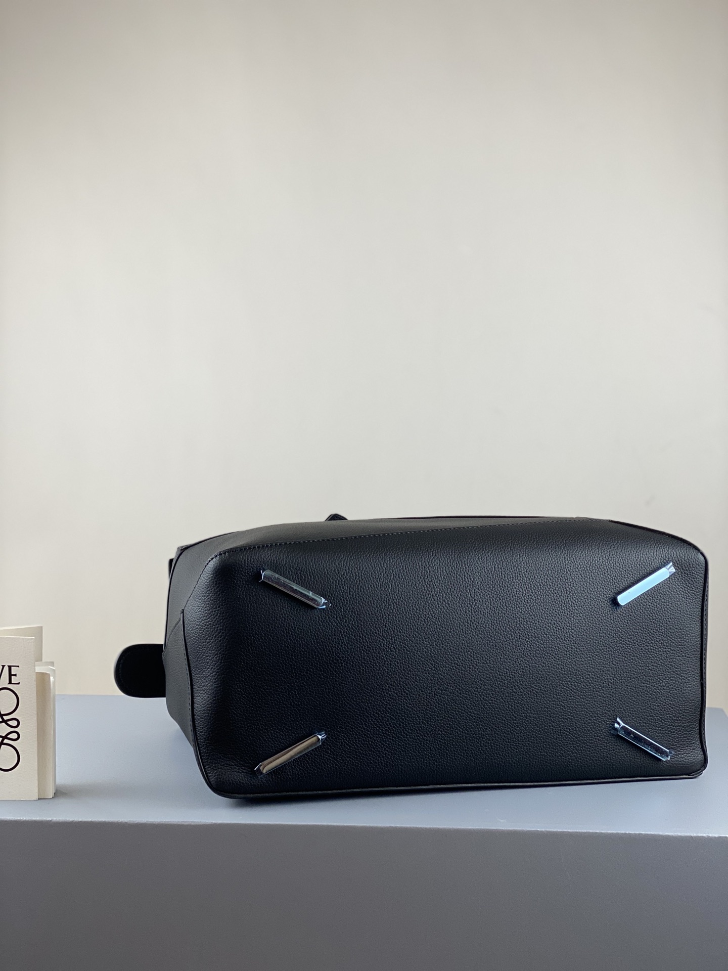 Loewe Large Puzzle Bag 36cm 0.850 Model 3044 Dimensions: 36.5 x 23 x 19 cm