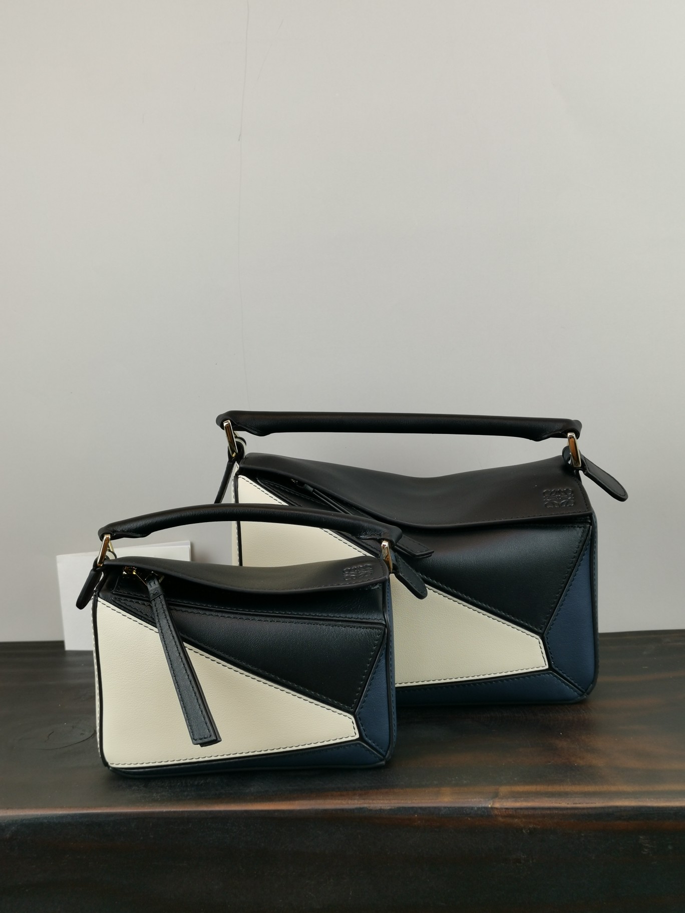 Loewe Mini Navy Blue Patchwork Model 3000 Dimensions: 18*12.5*8cm