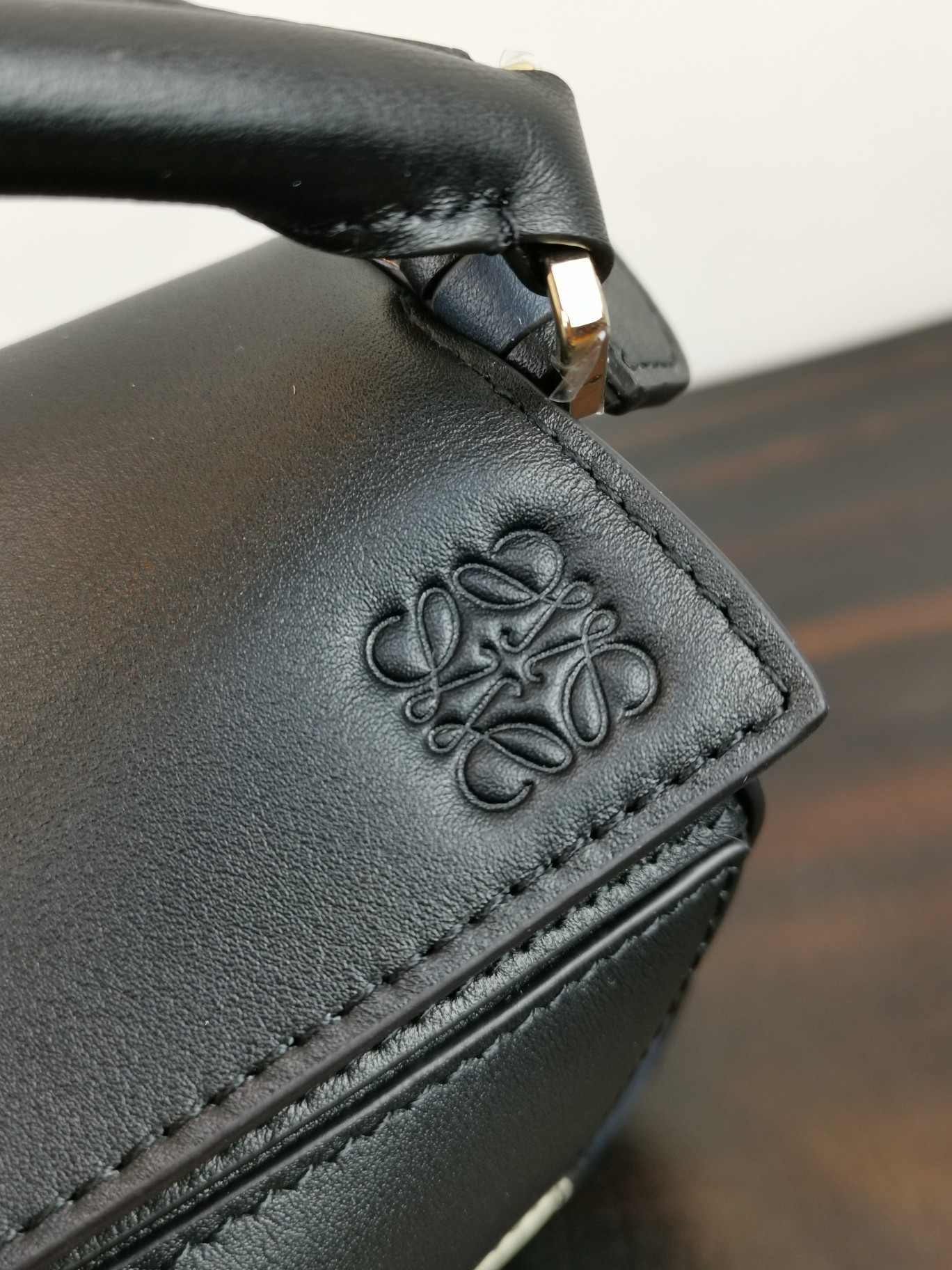 Loewe Mini Navy Blue Patchwork Model 3000 Dimensions: 18*12.5*8cm