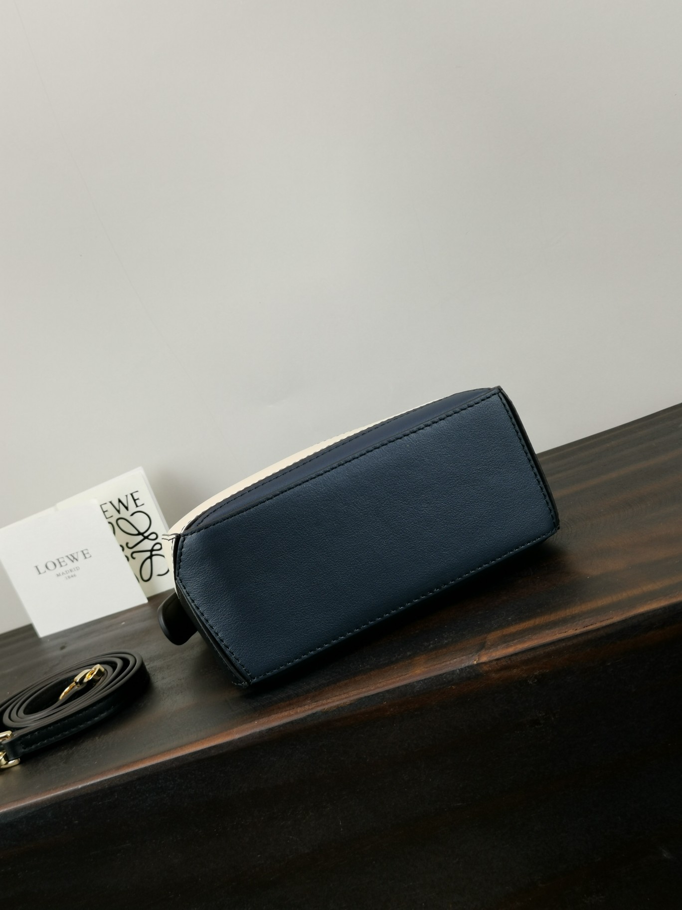 Loewe Mini Navy Blue Patchwork Model 3000 Dimensions: 18*12.5*8cm