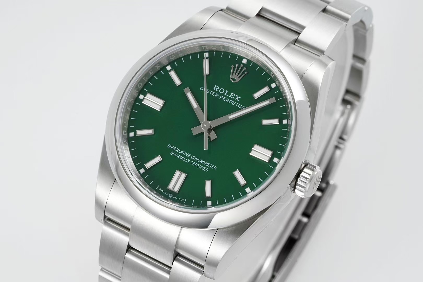 ROLEX Oyster Perpetual｜41mm Case Diameter 12mm Thickness Cal.3230 Movement 904L Steel Polished Indexes Swiss Ice-Blue Lume Sapphire Crystal