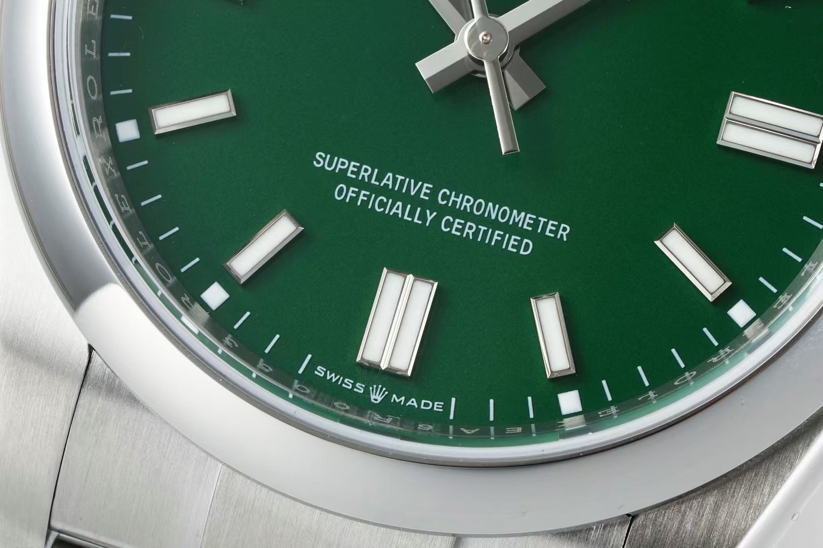 ROLEX Oyster Perpetual｜41mm Case Diameter 12mm Thickness Cal.3230 Movement 904L Steel Polished Indexes Swiss Ice-Blue Lume Sapphire Crystal