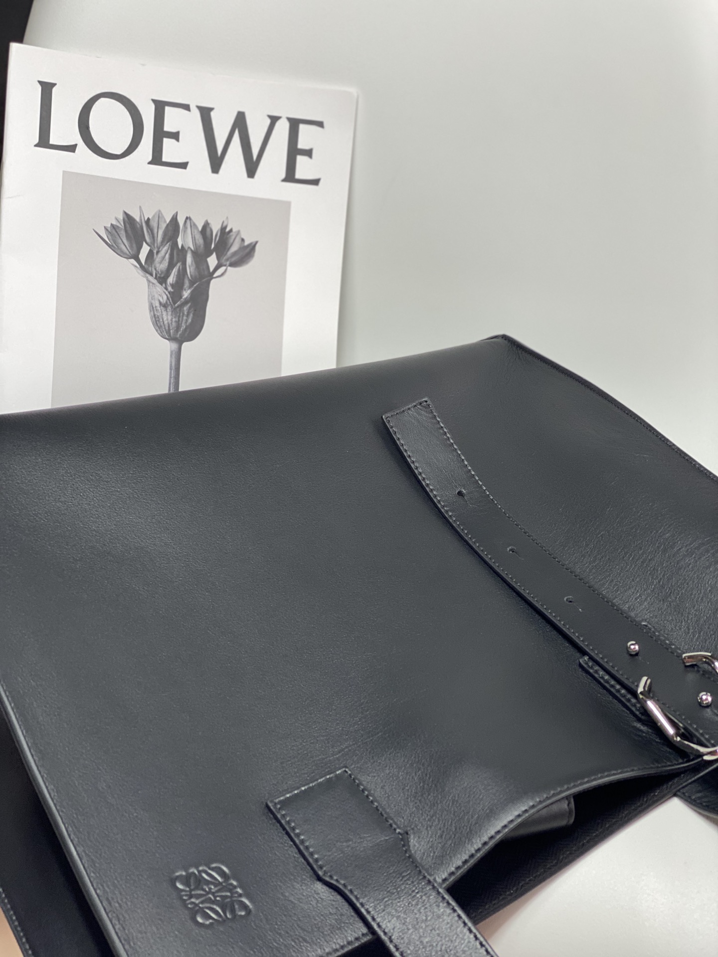 Loewe Buckle Horizontal Tote Model 3074 0.850 Dimensions: 38.7 cm height × 32.9 cm width × 9.2 cm depth
