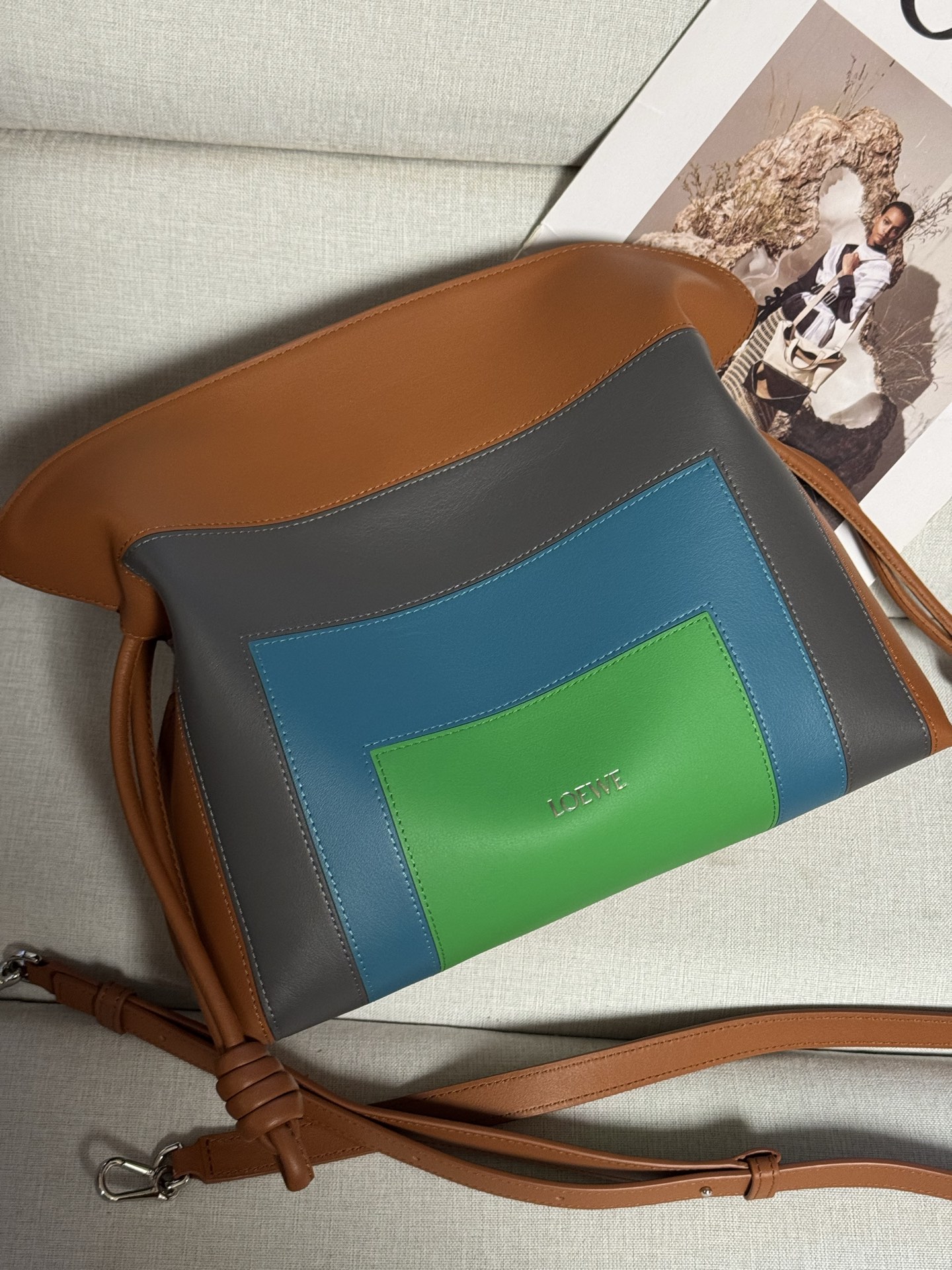 Loewe 0.700 Size 30-24.5-10.5 Model 11050-1