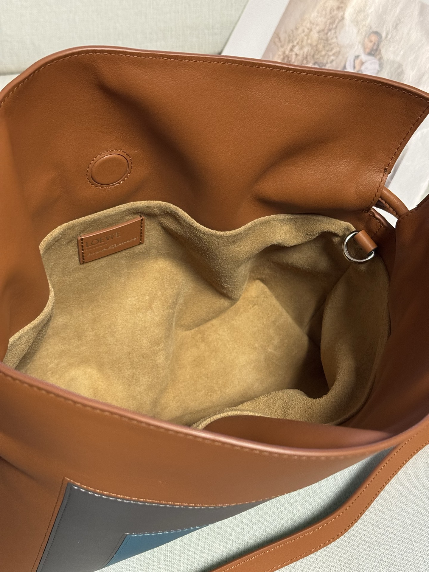 Loewe 0.700 Size 30-24.5-10.5 Model 11050-1