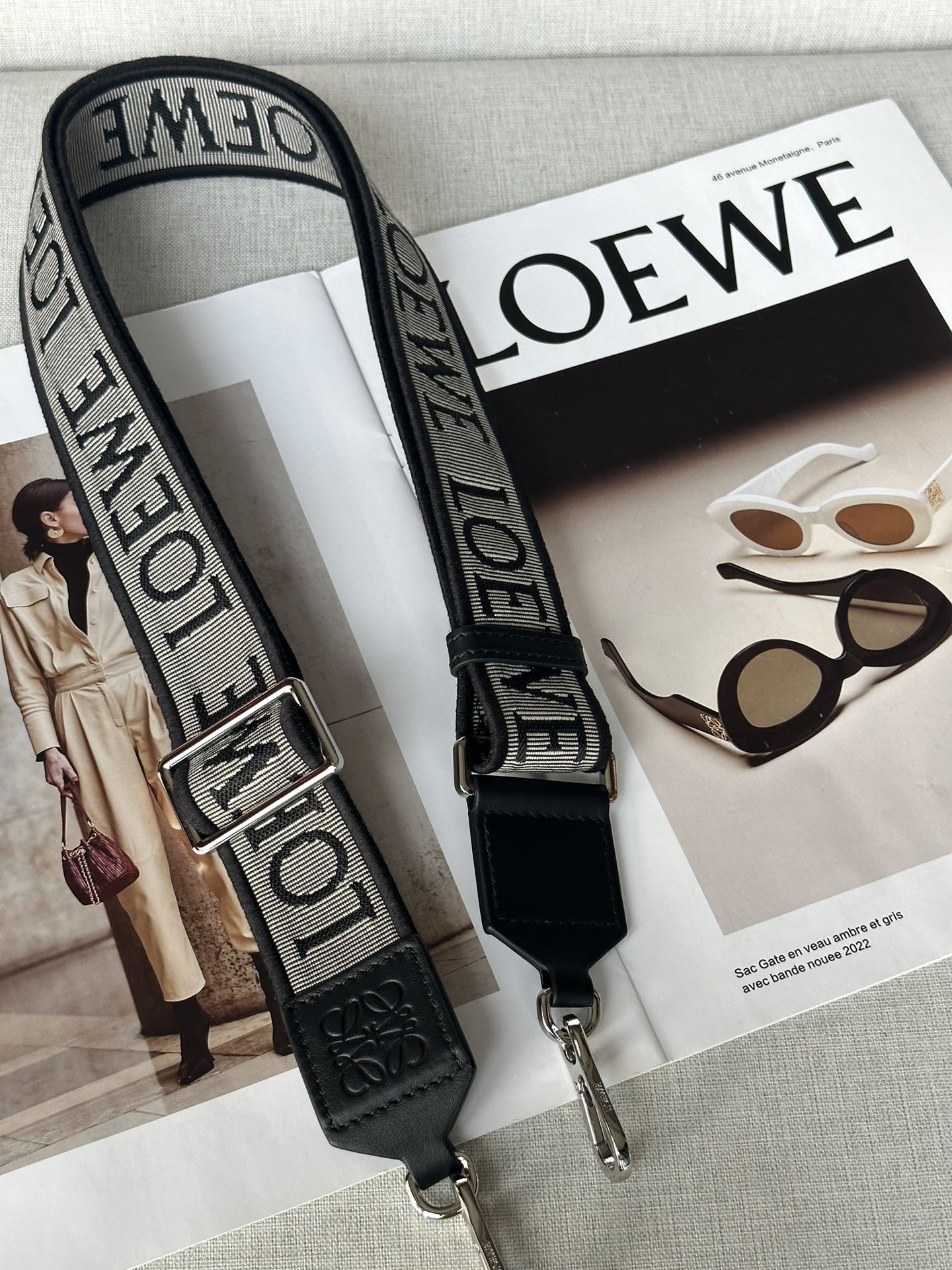 Loewe Anagram Jacquard Reversible Embroidered Shoulder Strap No.1667 0.230 Classic Black/Silver Shoulder Strap Length: 1050-40mm