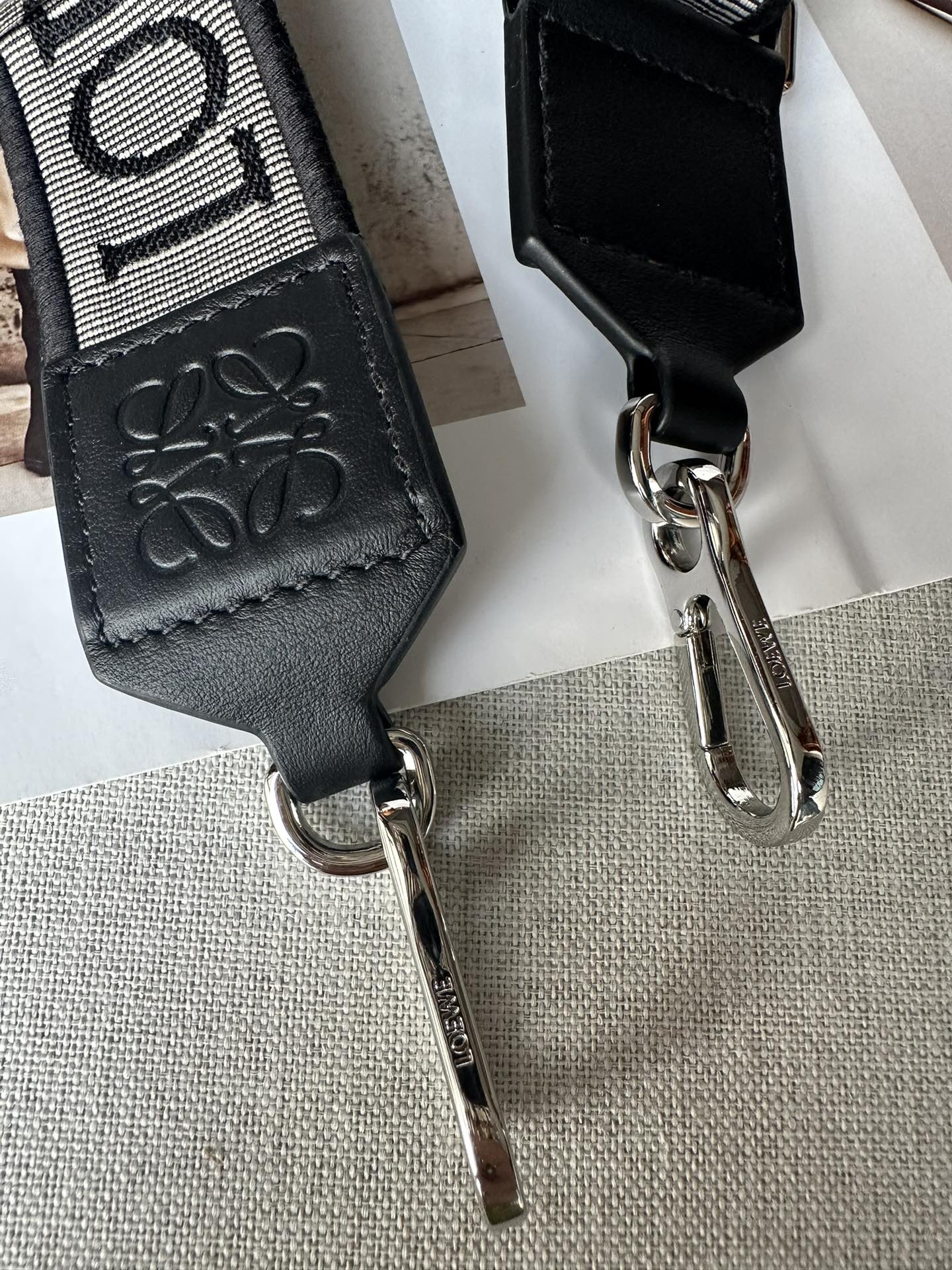 Loewe Anagram Jacquard Reversible Embroidered Shoulder Strap No.1667 0.230 Classic Black/Silver Shoulder Strap Length: 1050-40mm